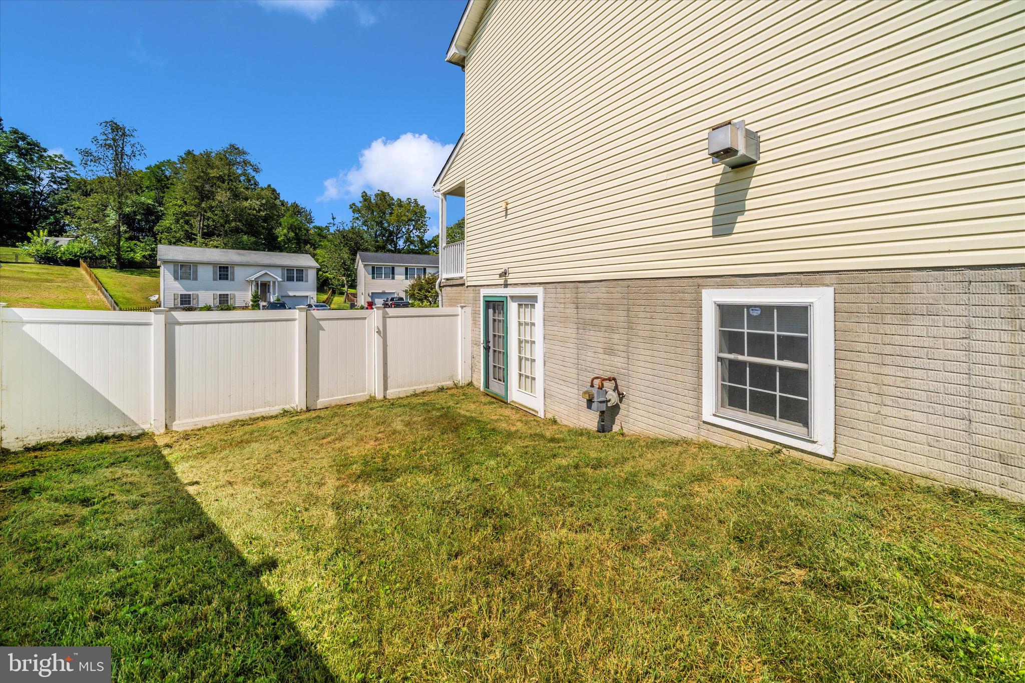 OPEQUON MEADOWS - Residential