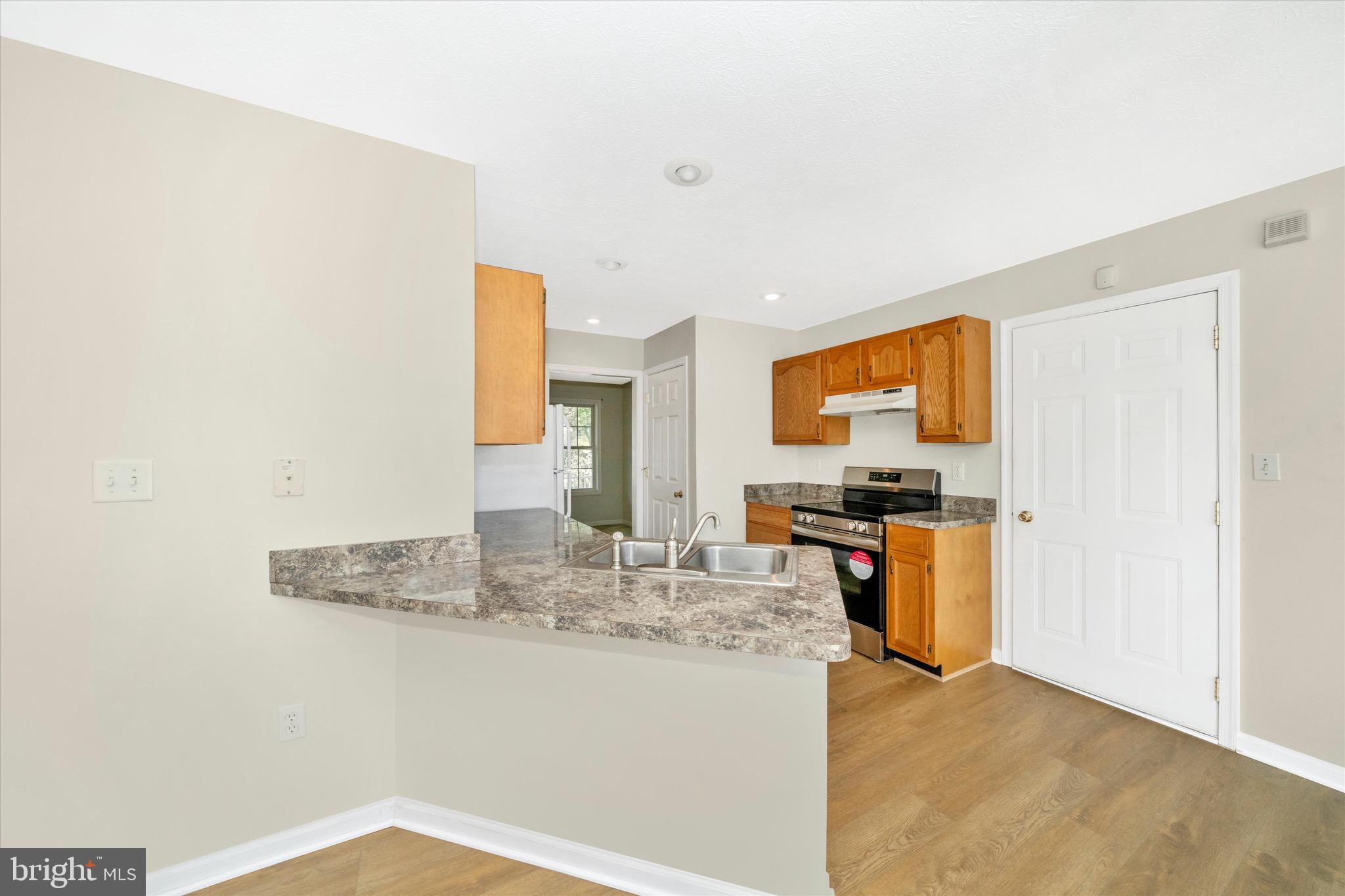 OPEQUON MEADOWS - Residential