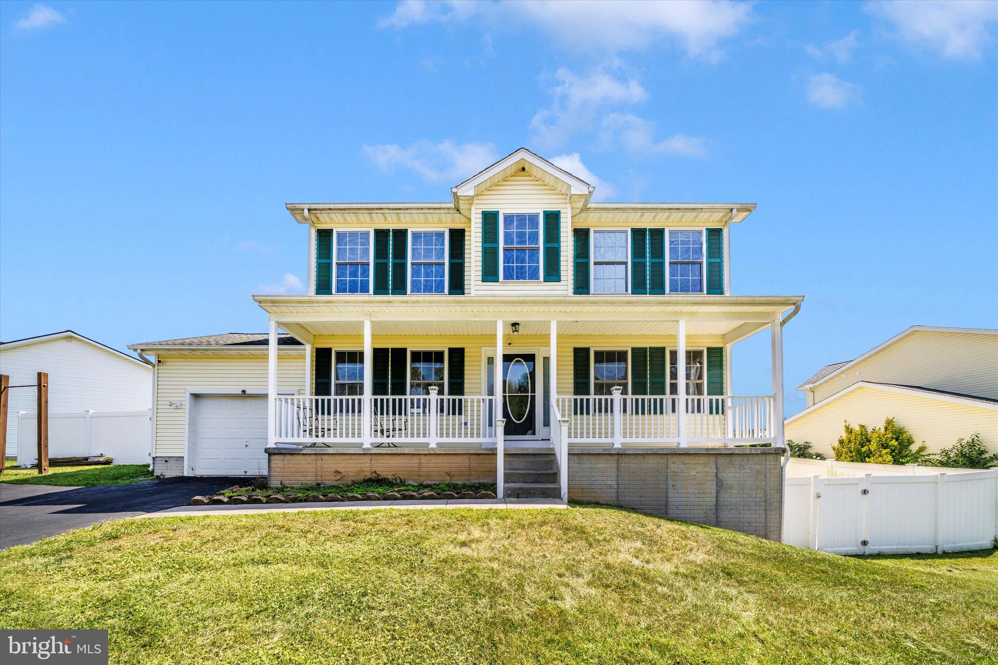 OPEQUON MEADOWS - Residential