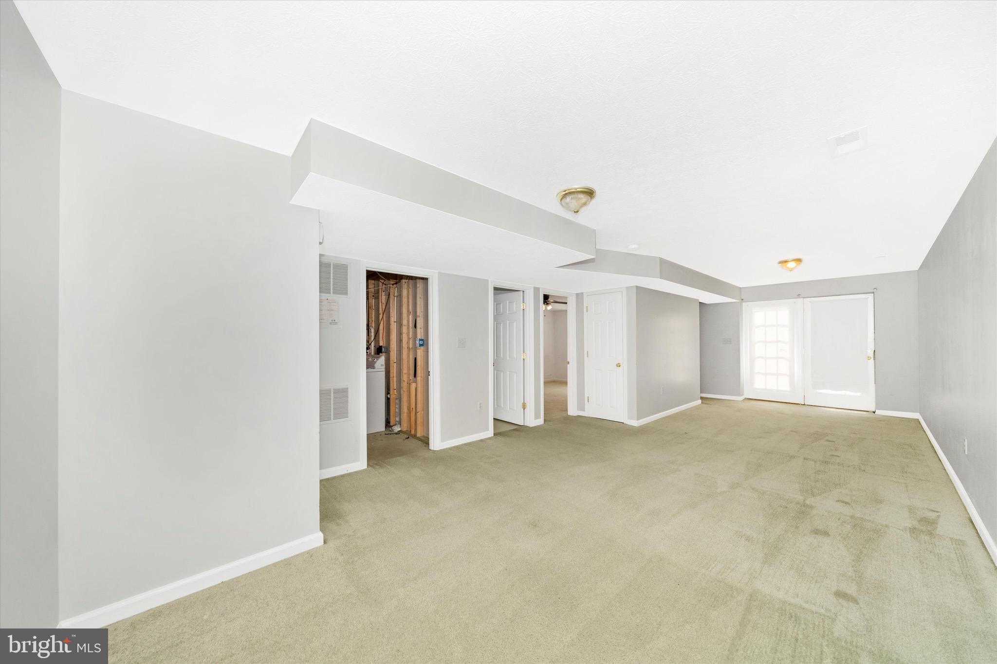 OPEQUON MEADOWS - Residential