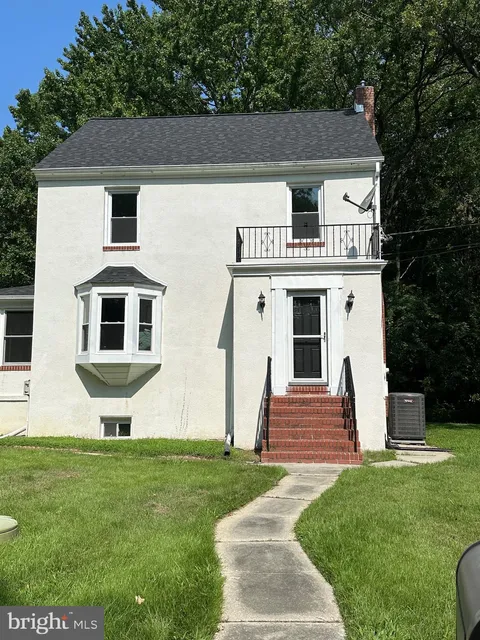 MLS: MDBC2125656