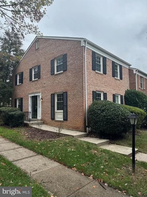 3118 BARNARD COURT FAIRFAX VA 22031