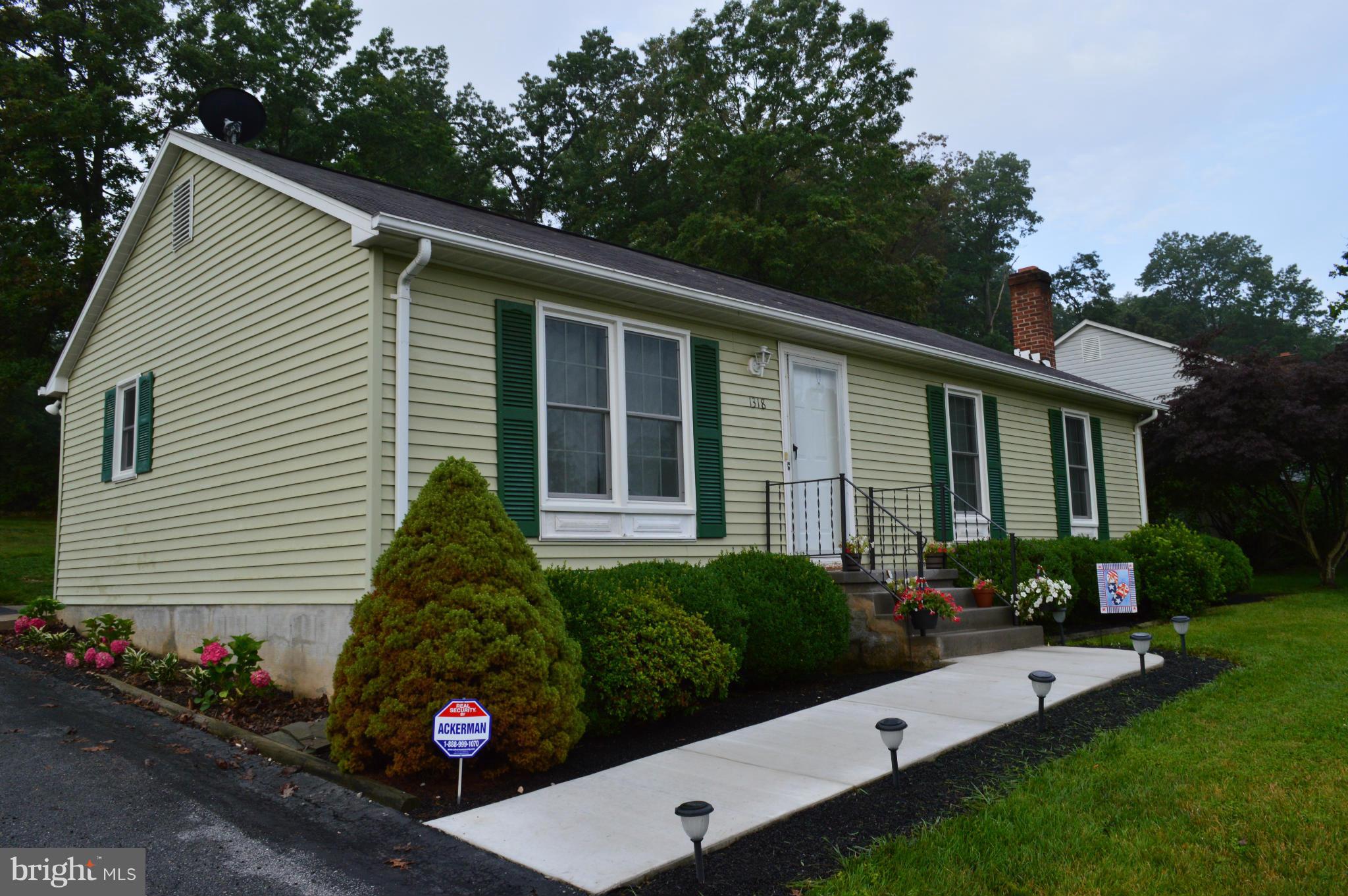 HENSEL STONE WOODS - Residential