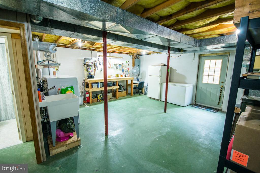 HENSEL STONE WOODS - Residential