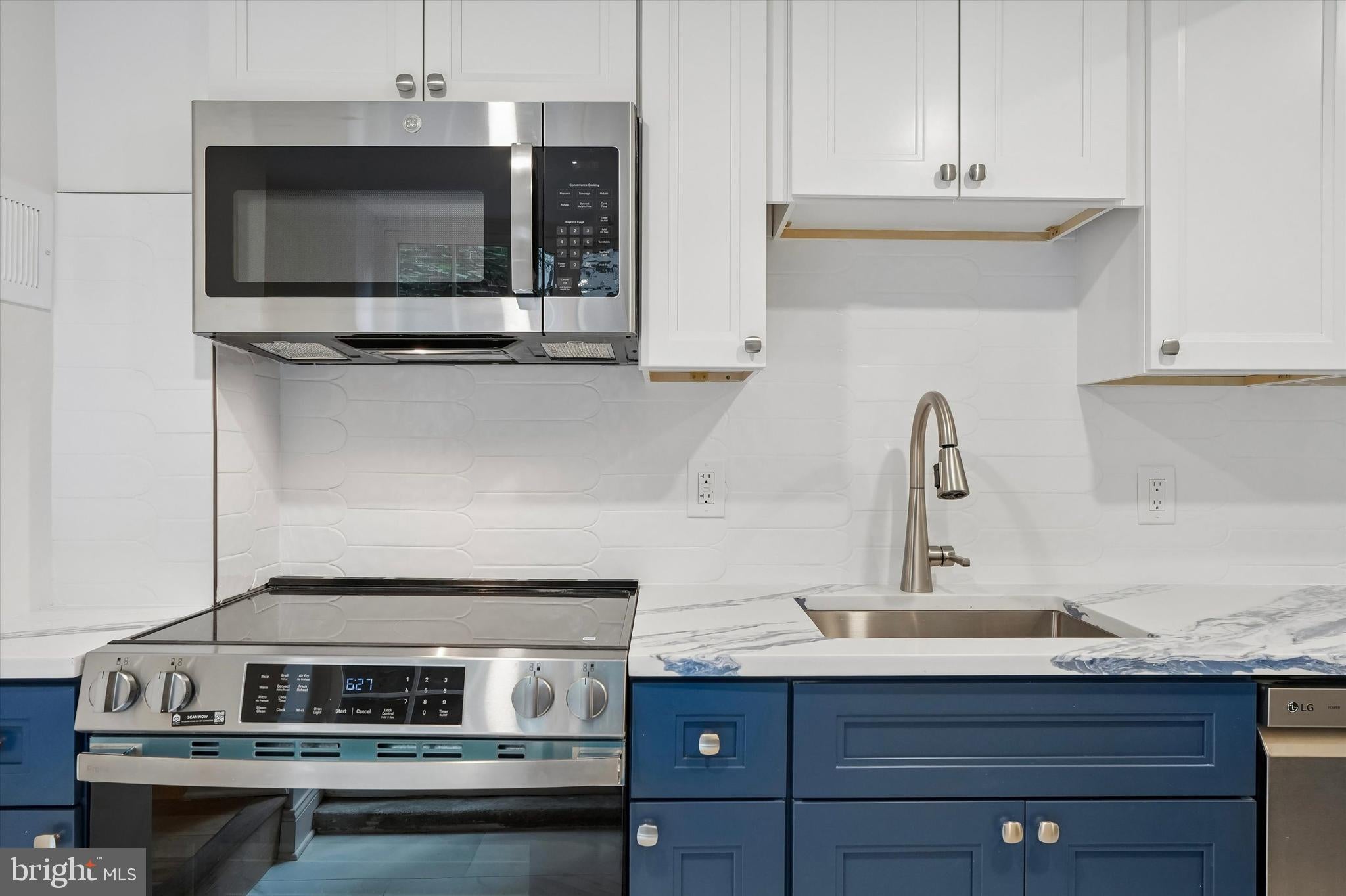 344 S 15TH STREET 1