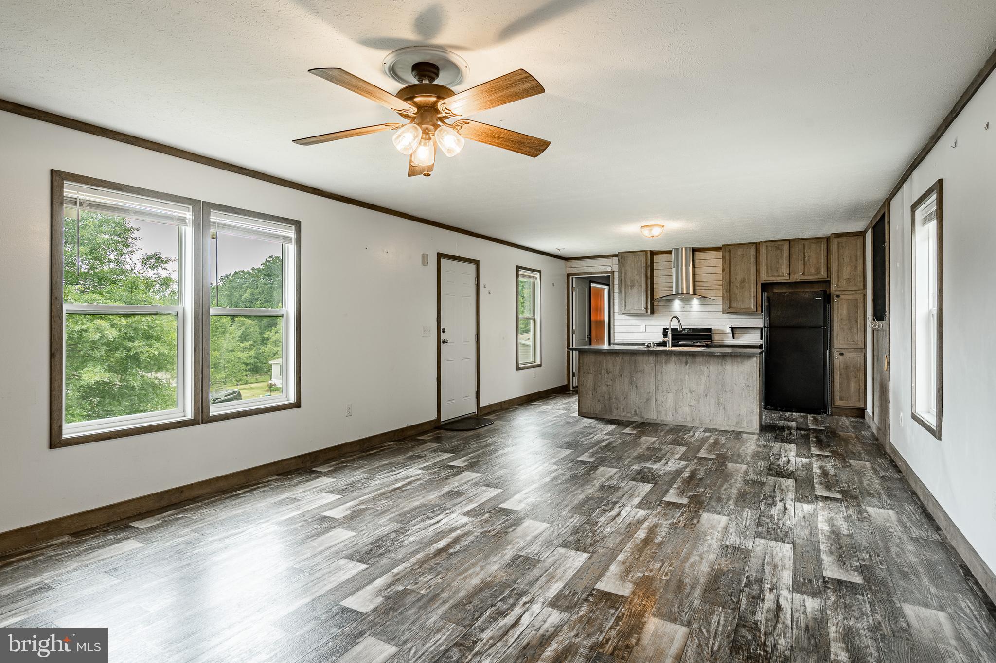 508 BOULDER LANE