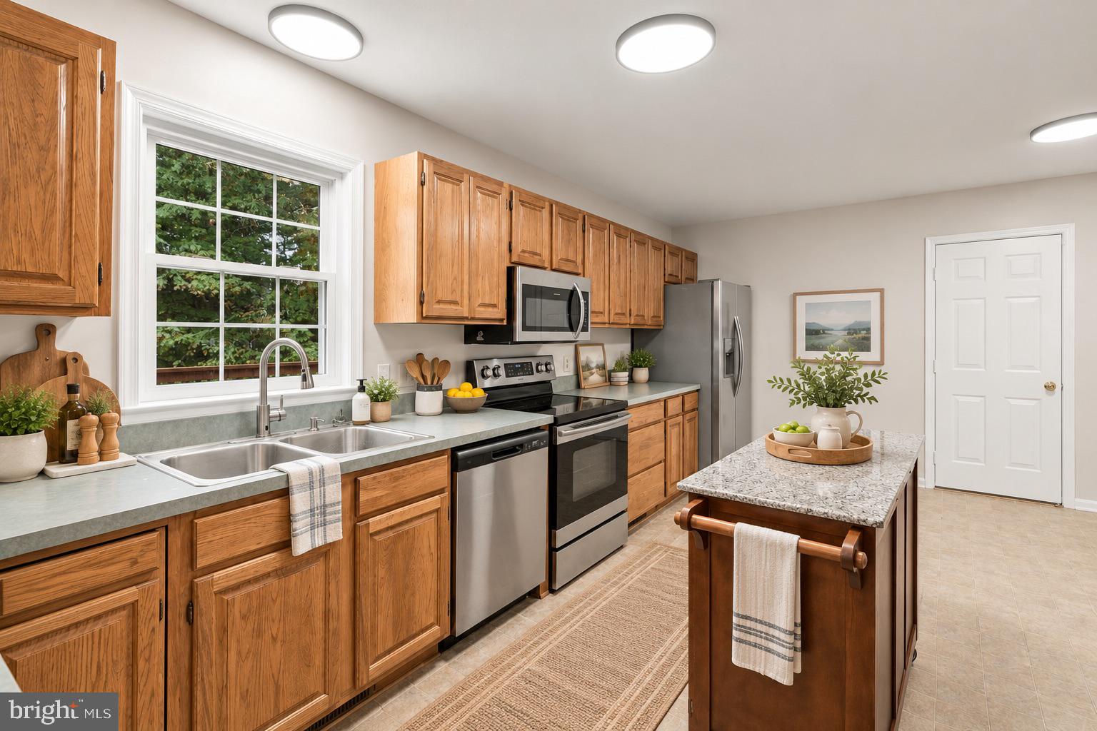 9978 FRANCIS FOLSOM DRIVE