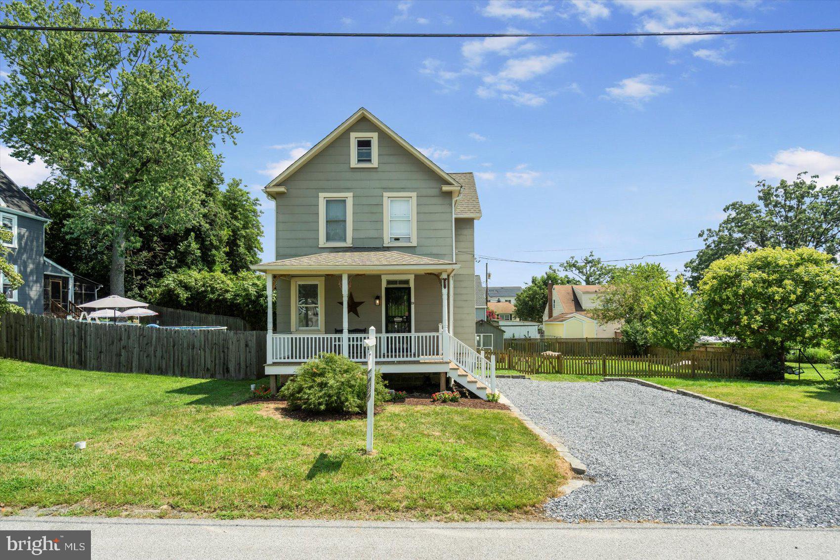 19 DELREY AVENUE