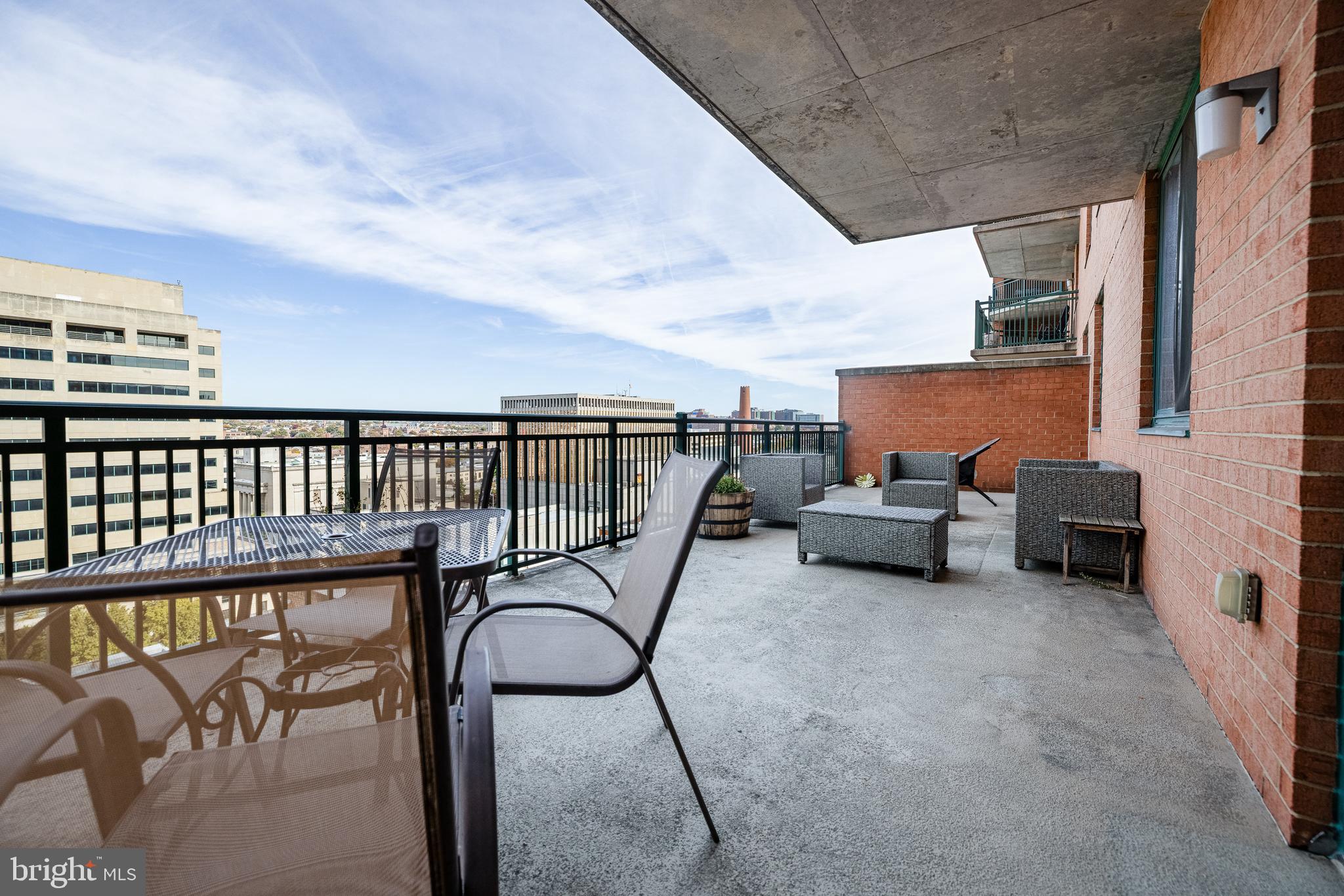 INNER HARBOR - Residential