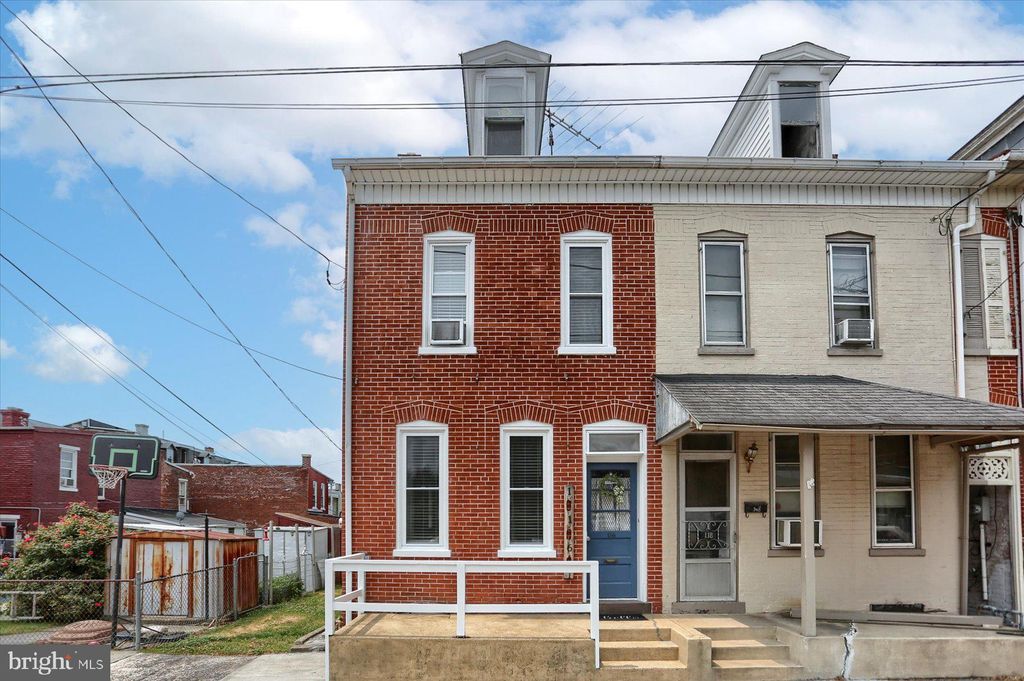 Photo of 116 N 8TH ST, COLUMBIA, PA 17512 (MLS # PALA2036344)