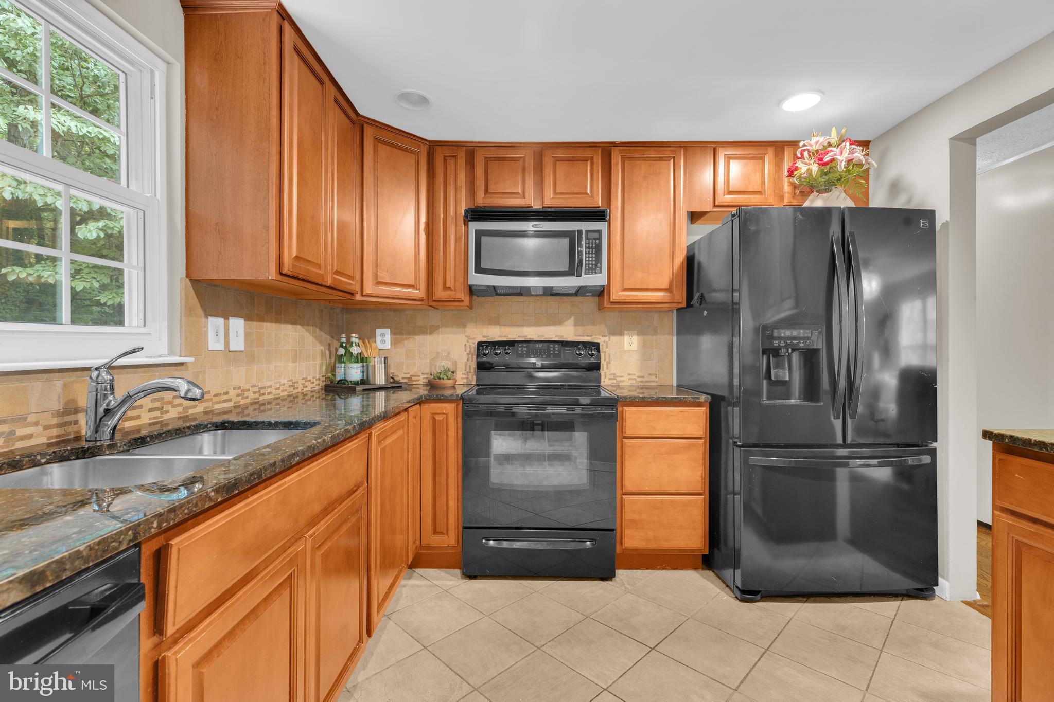 8417 GREAT LAKE LANE