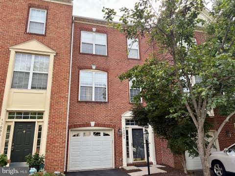 Photo of 13002 Park Crescent Circle, HERNDON, VA 20171 (MLS # VAFX2337630)