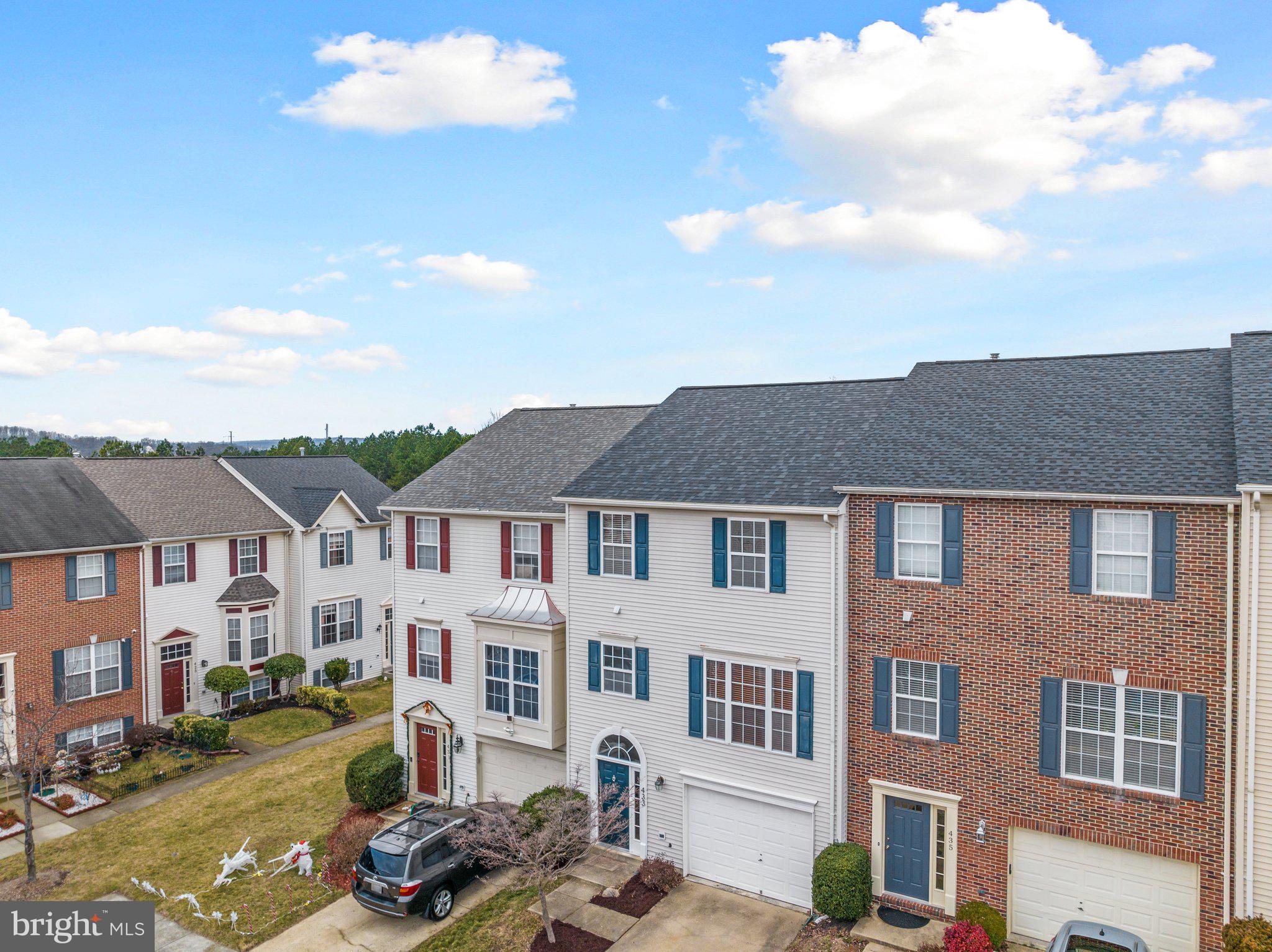 SYCAMORE HILL - Residential