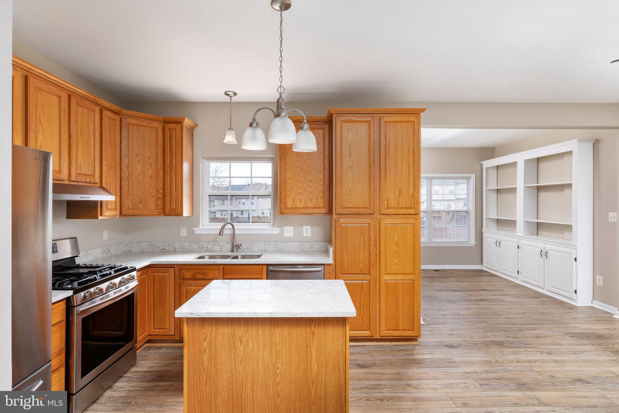 SYCAMORE HILL - Residential