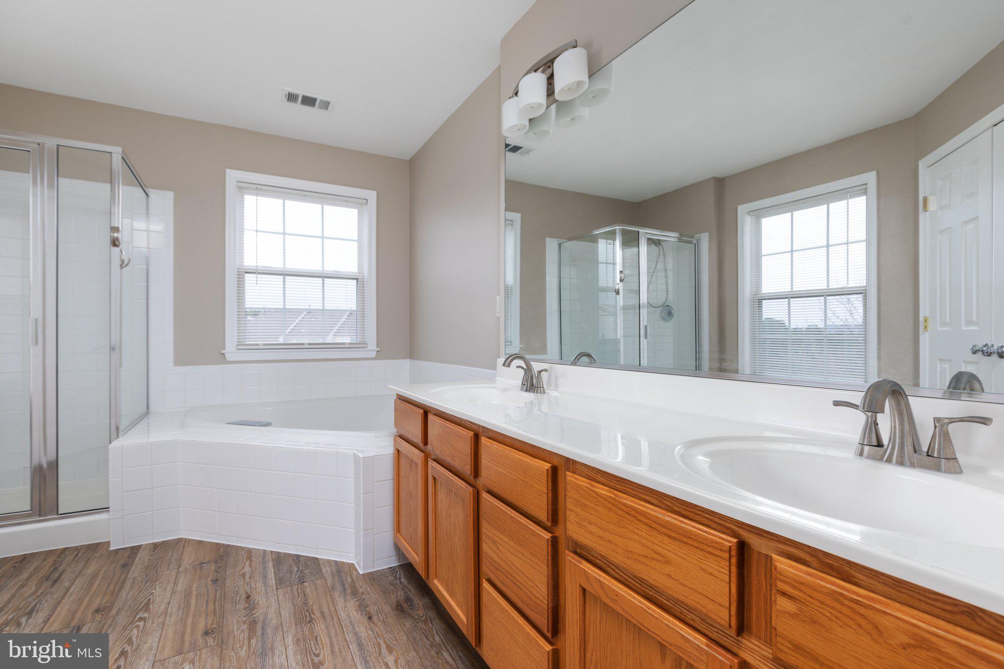 SYCAMORE HILL - Residential