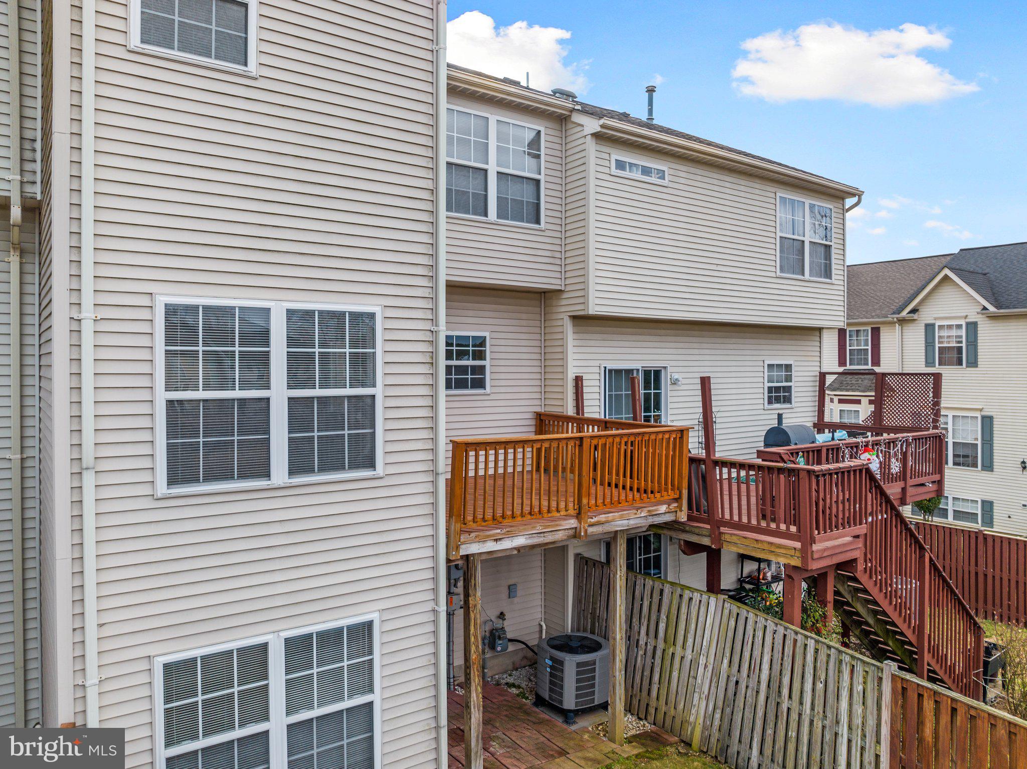 SYCAMORE HILL - Residential