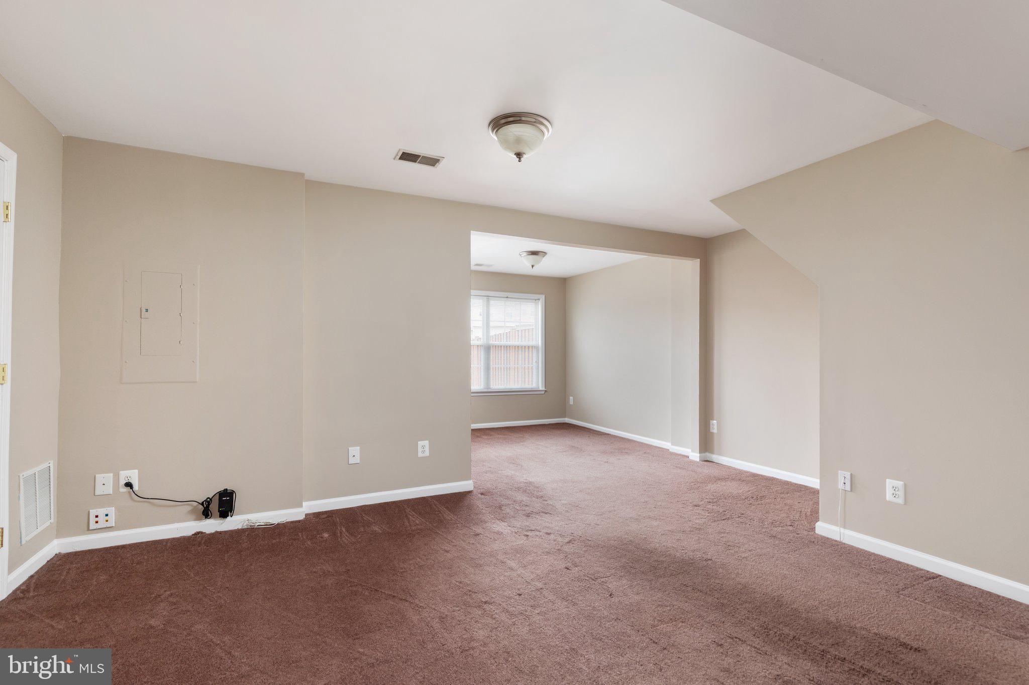 SYCAMORE HILL - Residential