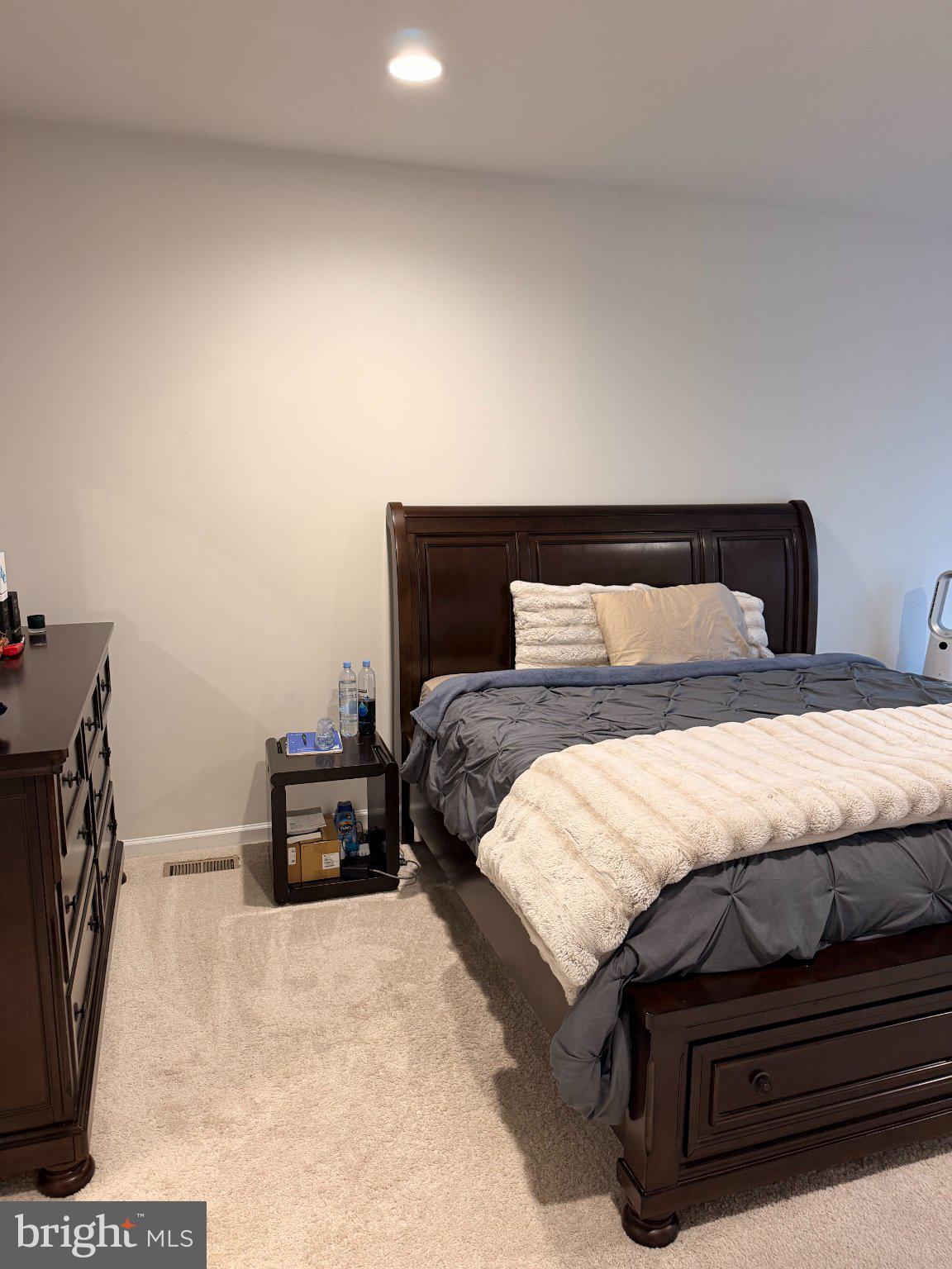 1011 FLESTER LANE