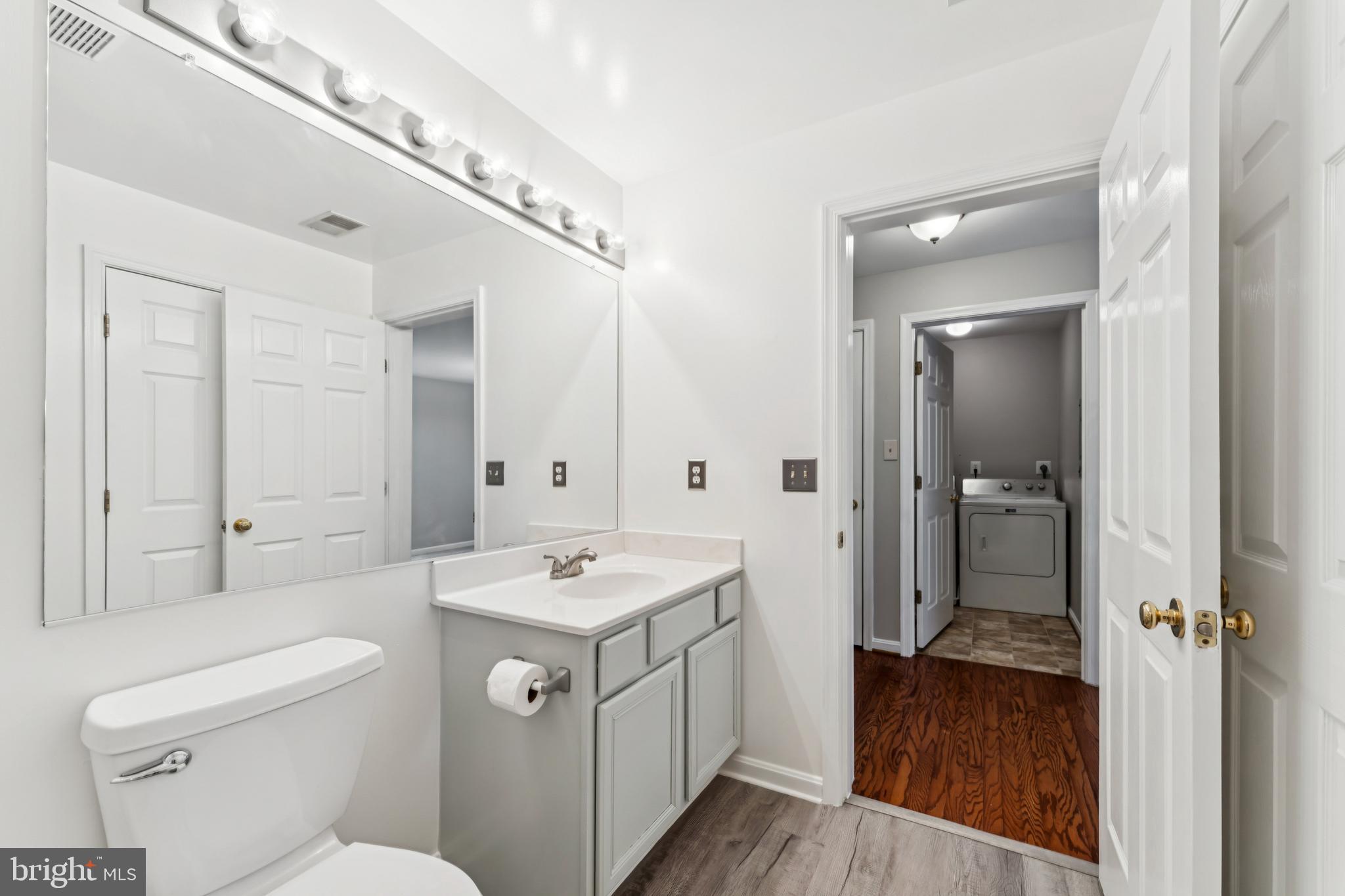 RIVERSTONE - Residential Lease