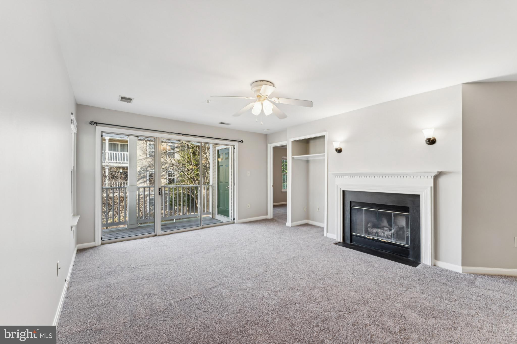 RIVERSTONE - Residential Lease