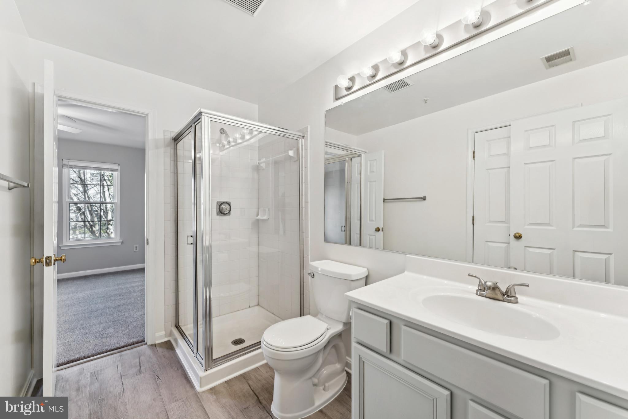 RIVERSTONE - Residential Lease