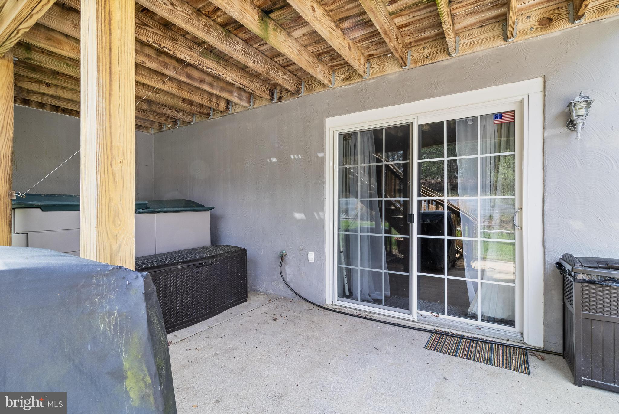 SYCAMORE HOLLOW OF WLDWD - Residential