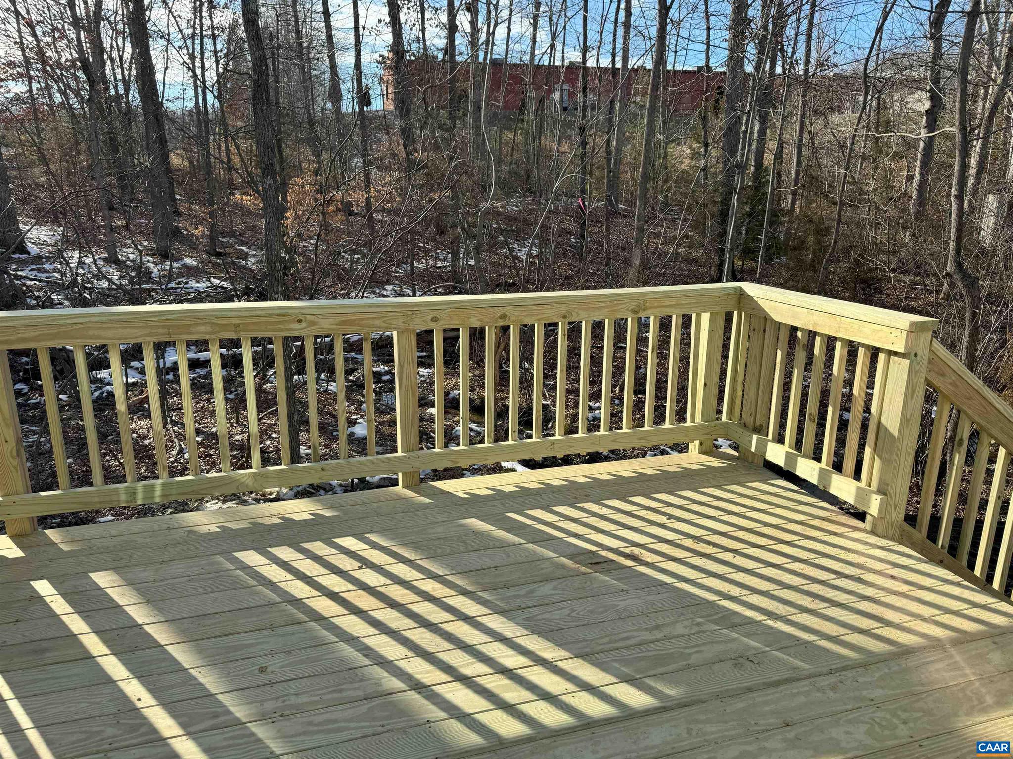 LAKE MONTICELLO - Residential