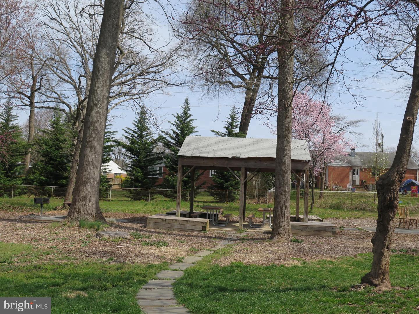 TIMBERLANE VILLAGE GARDEN CONDOMINIUMS - Residential