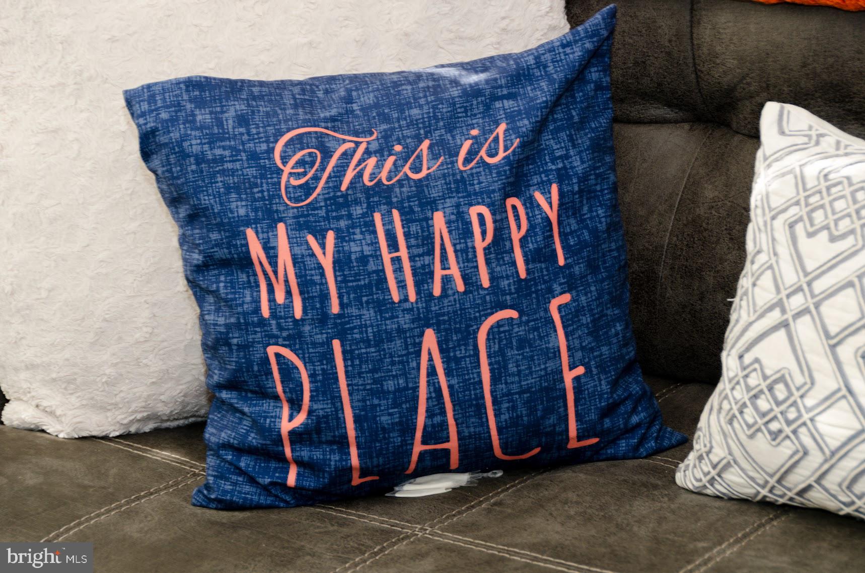 HAMPSHIRE HALL CONDO - Residential