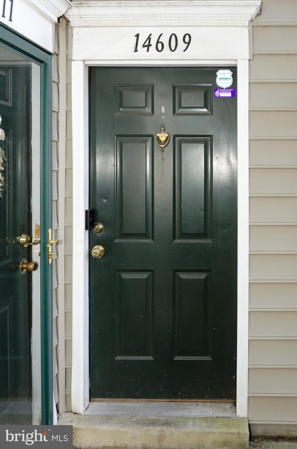 HAMPSHIRE HALL CONDO - Residential