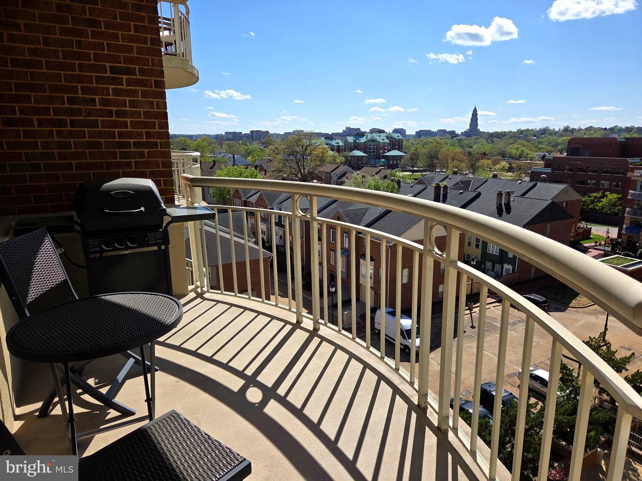 BRADDOCK PLACE - Residential Lease