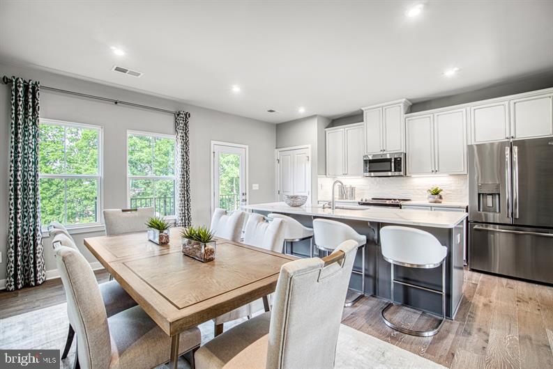 MONTGOMERY VILLAGE - Residential