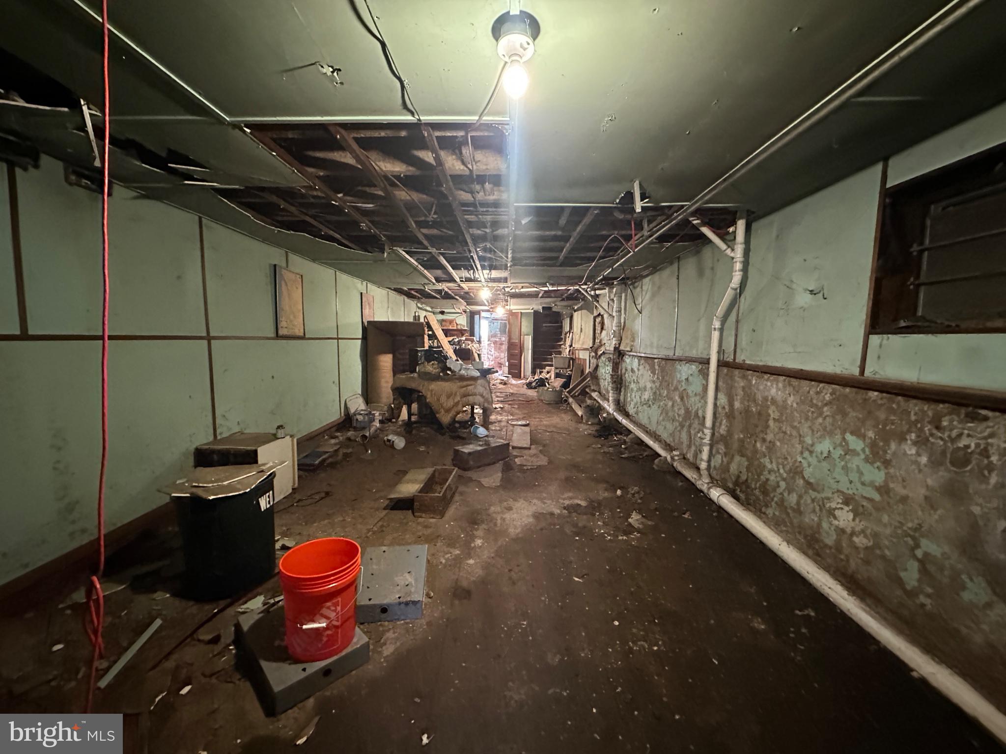 WEST PHILADELPHIA - Residential