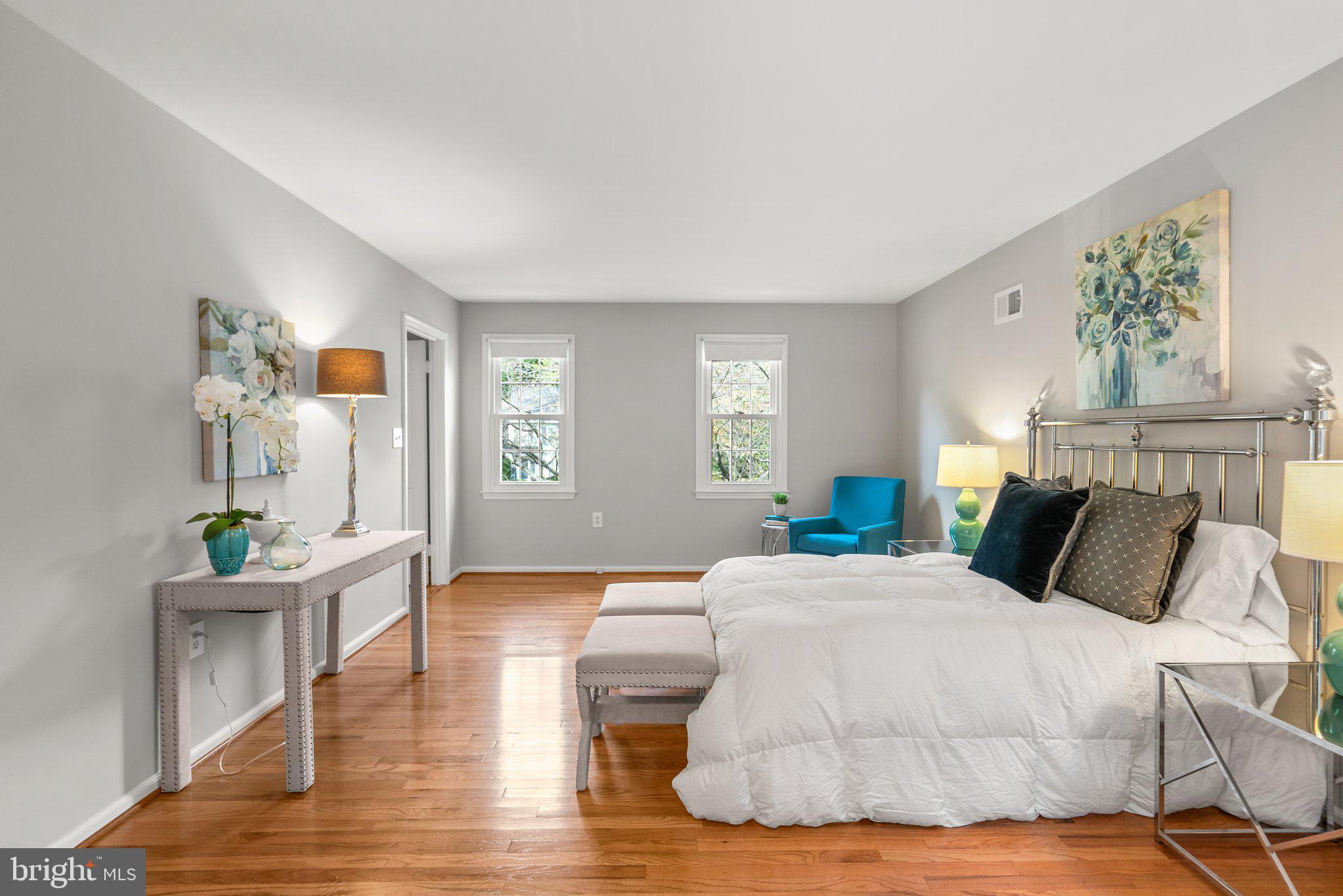 NORBECK ESTATES - Residential