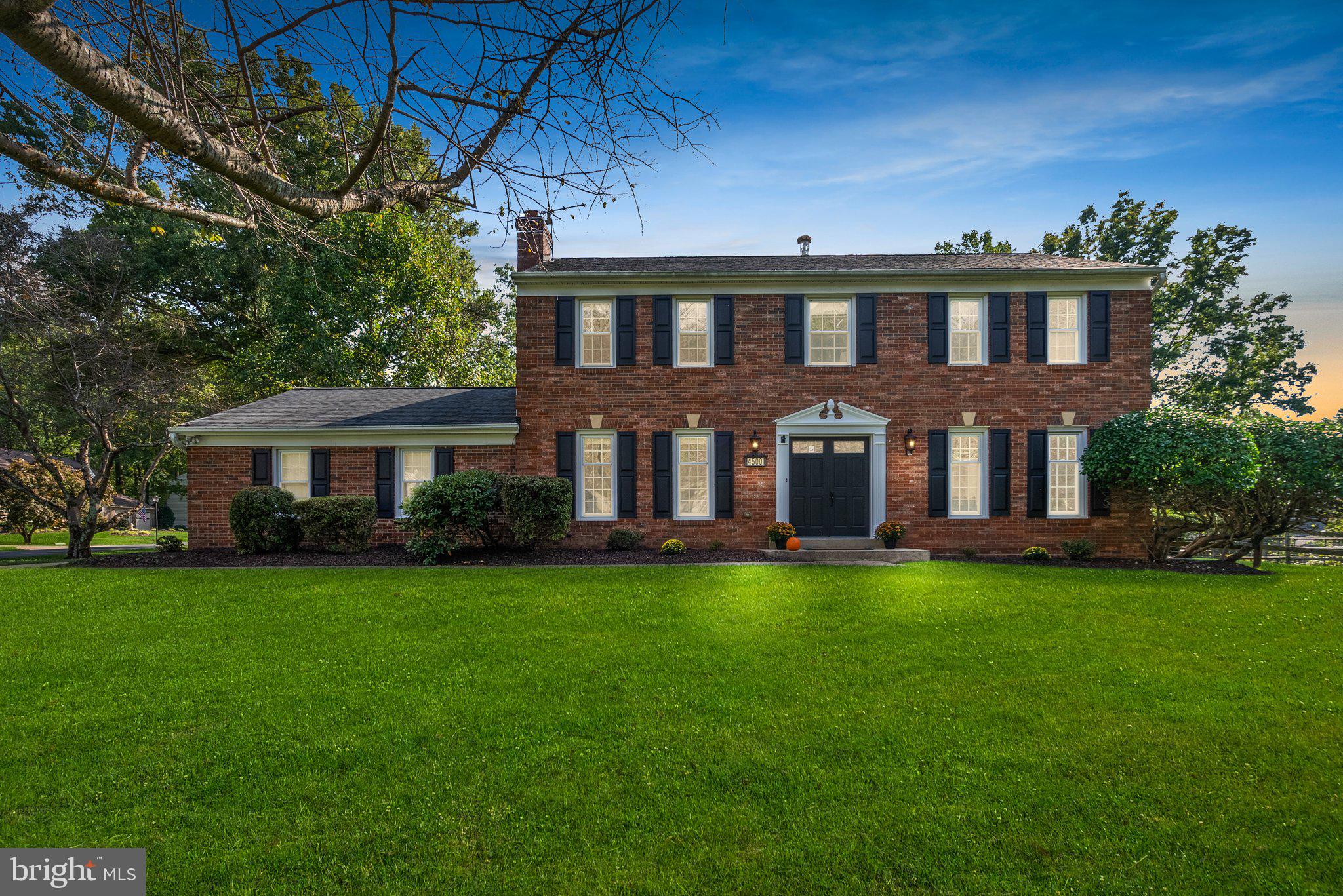 NORBECK ESTATES - Residential