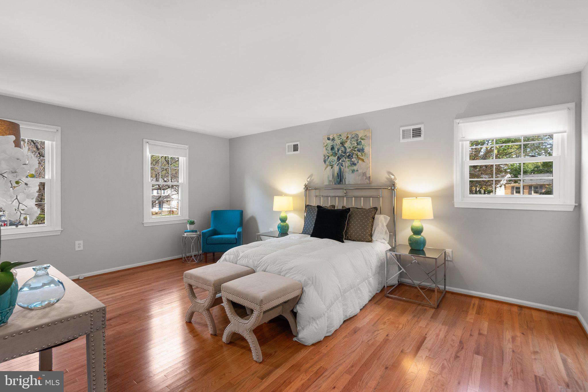 NORBECK ESTATES - Residential