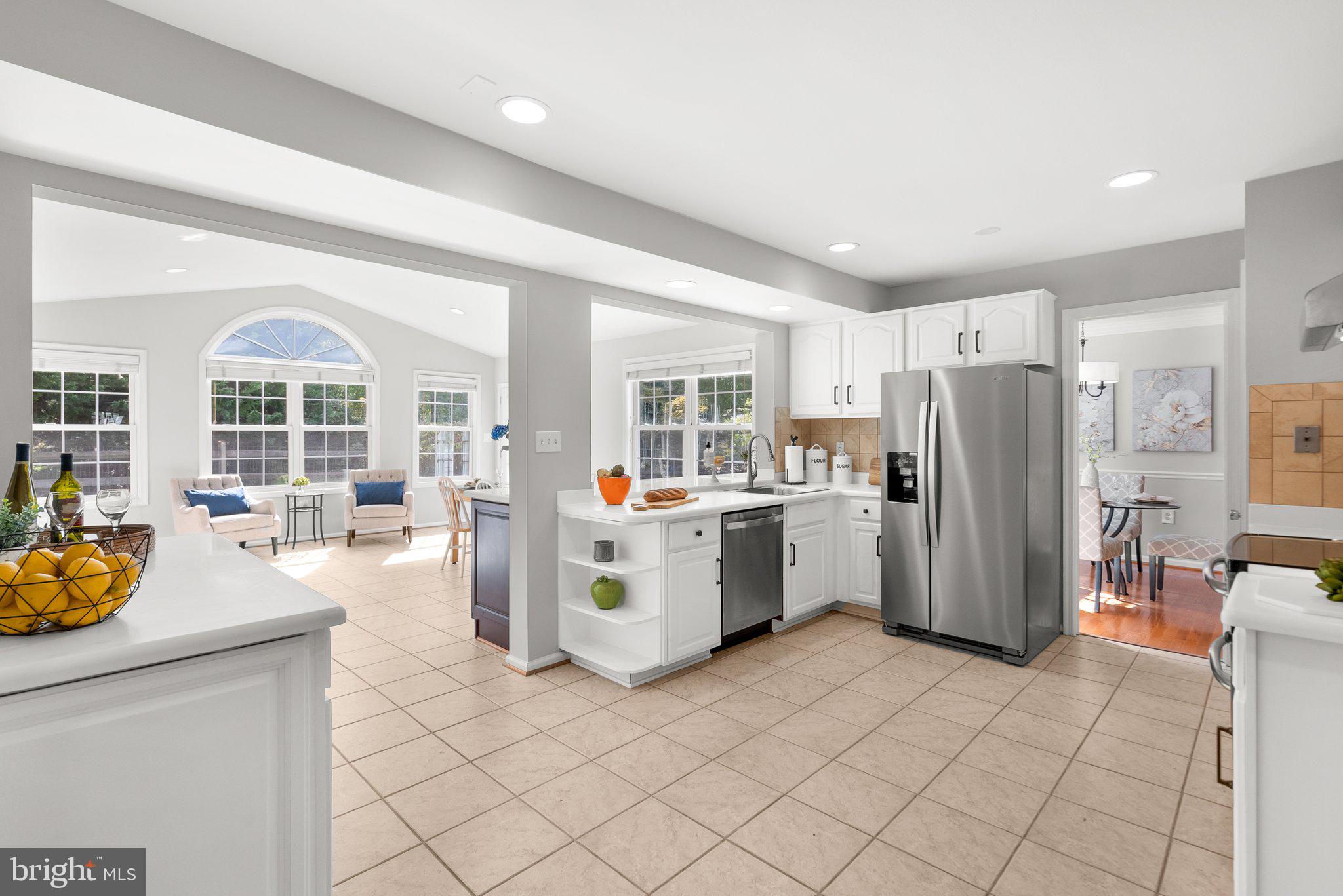 NORBECK ESTATES - Residential