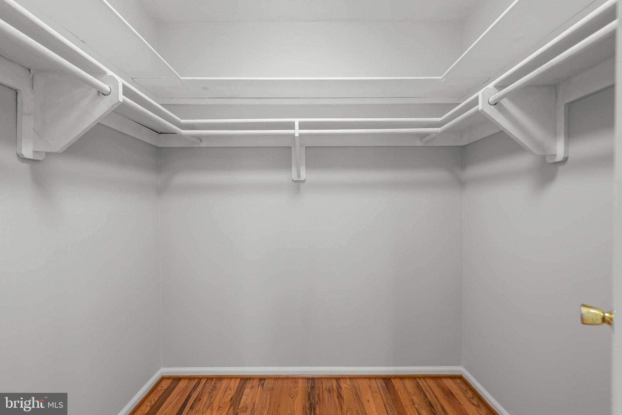 NORBECK ESTATES - Residential