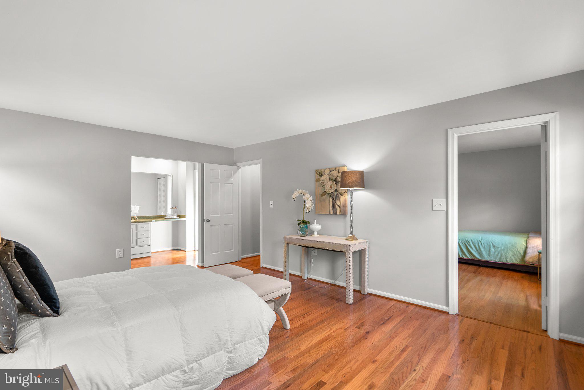 NORBECK ESTATES - Residential