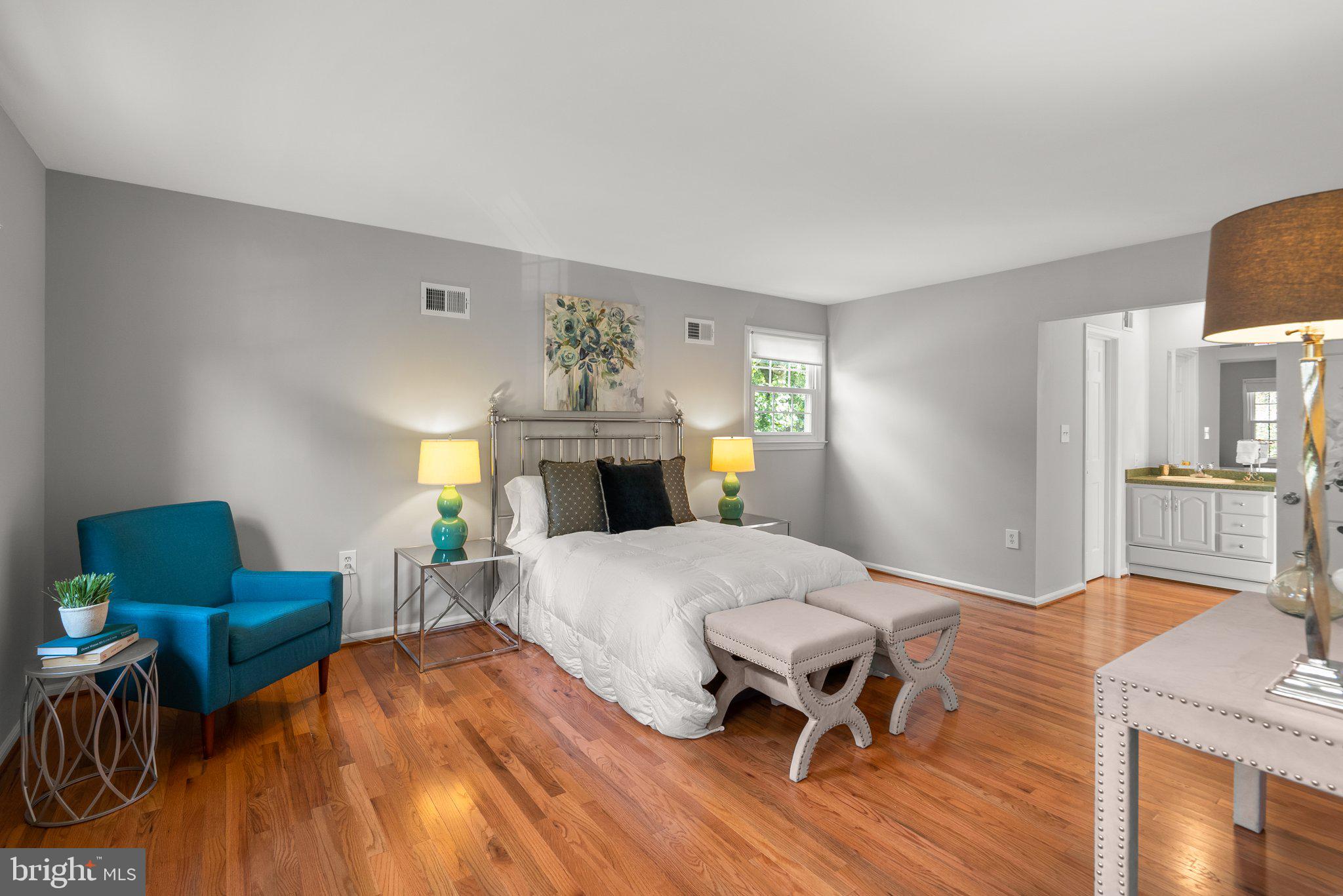 NORBECK ESTATES - Residential