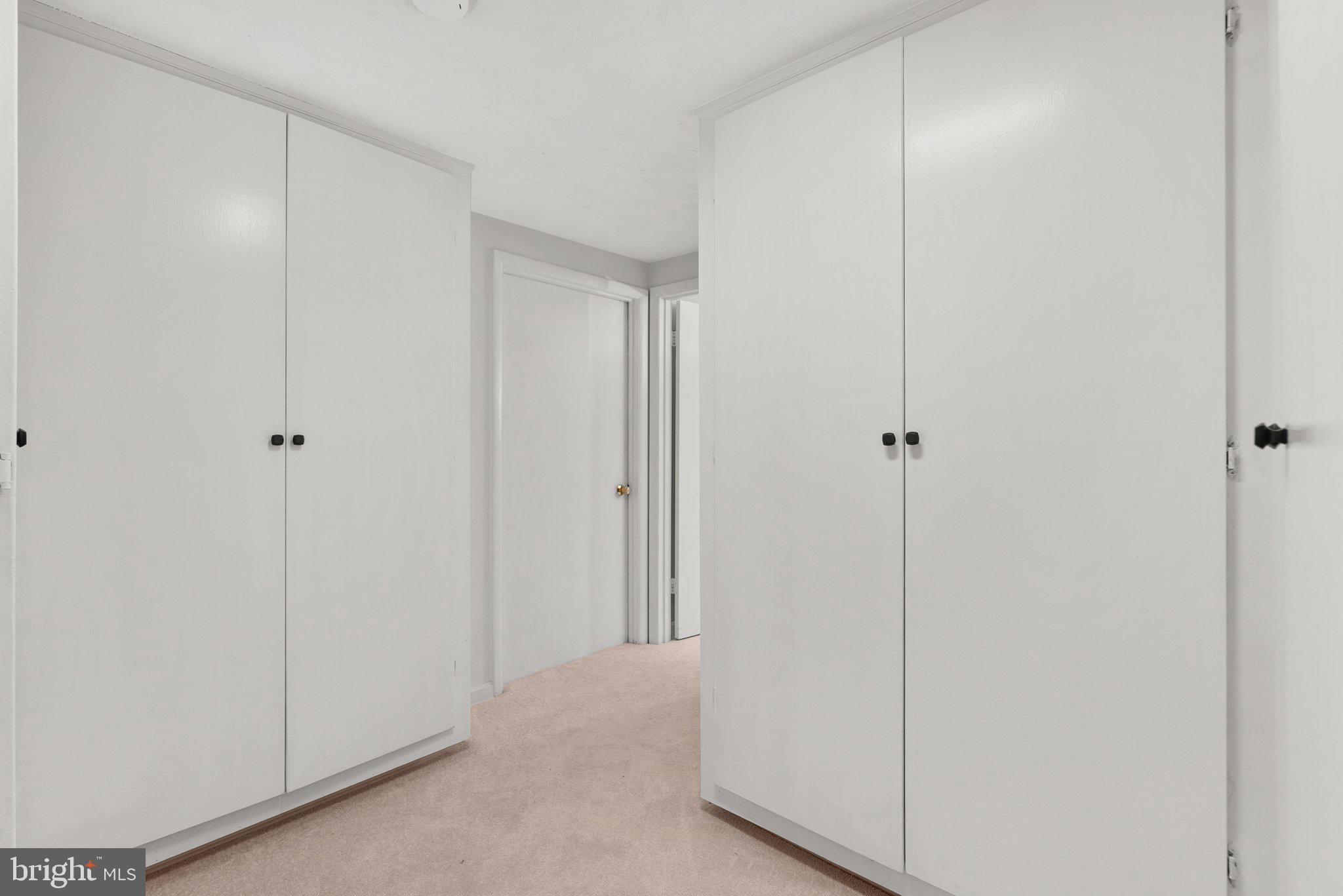 NORBECK ESTATES - Residential