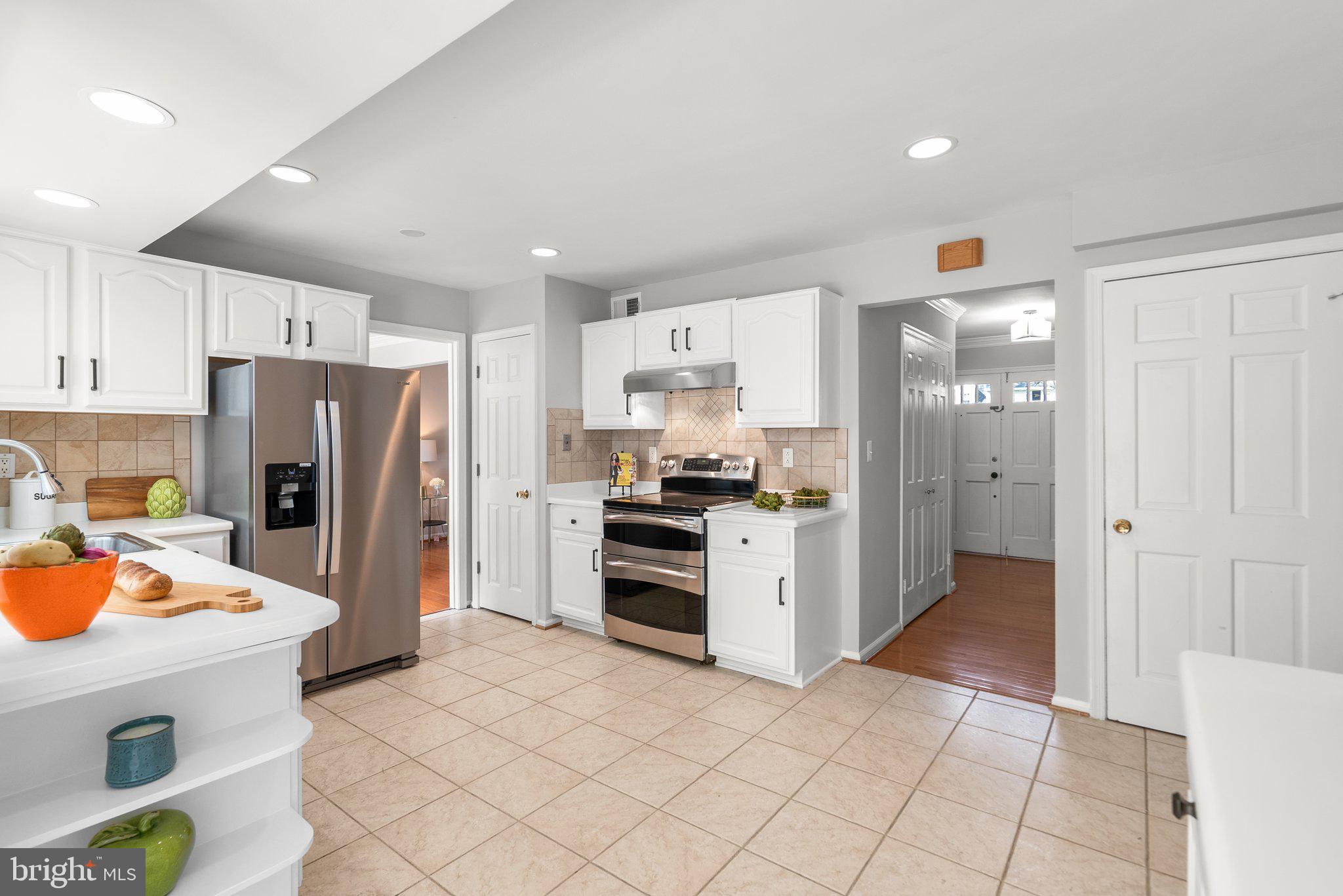 NORBECK ESTATES - Residential