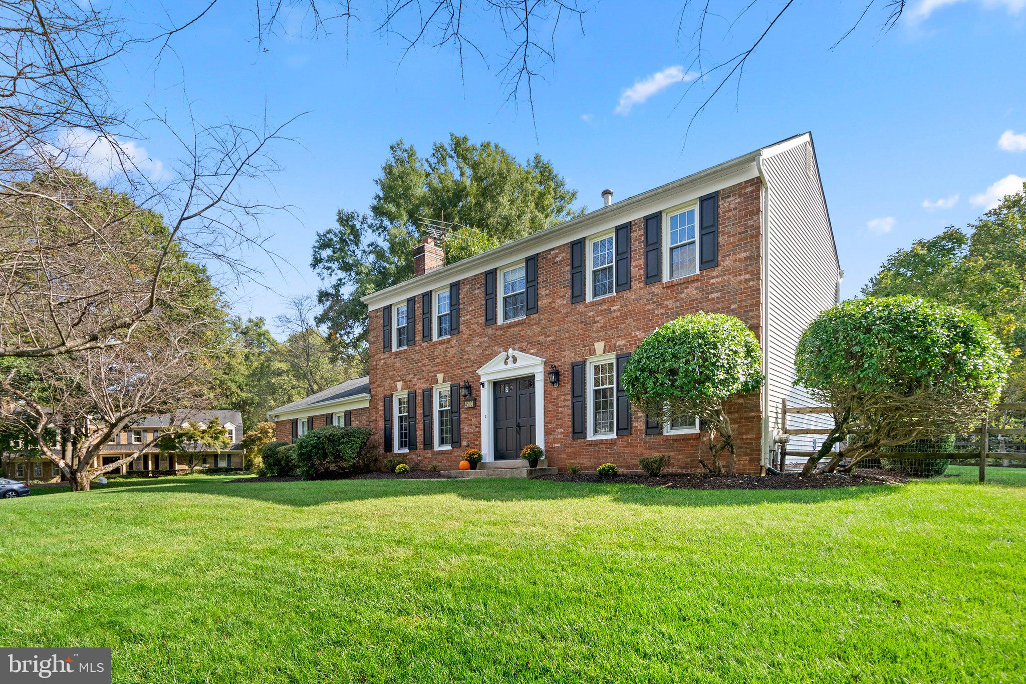 NORBECK ESTATES - Residential