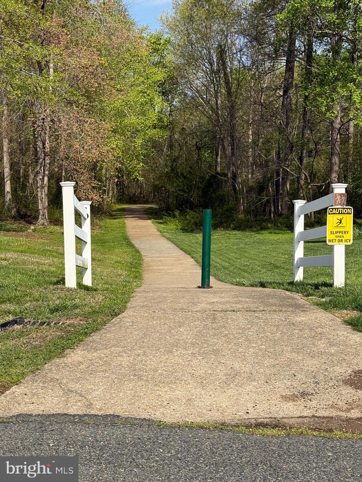 LEE'S HILL - Residential