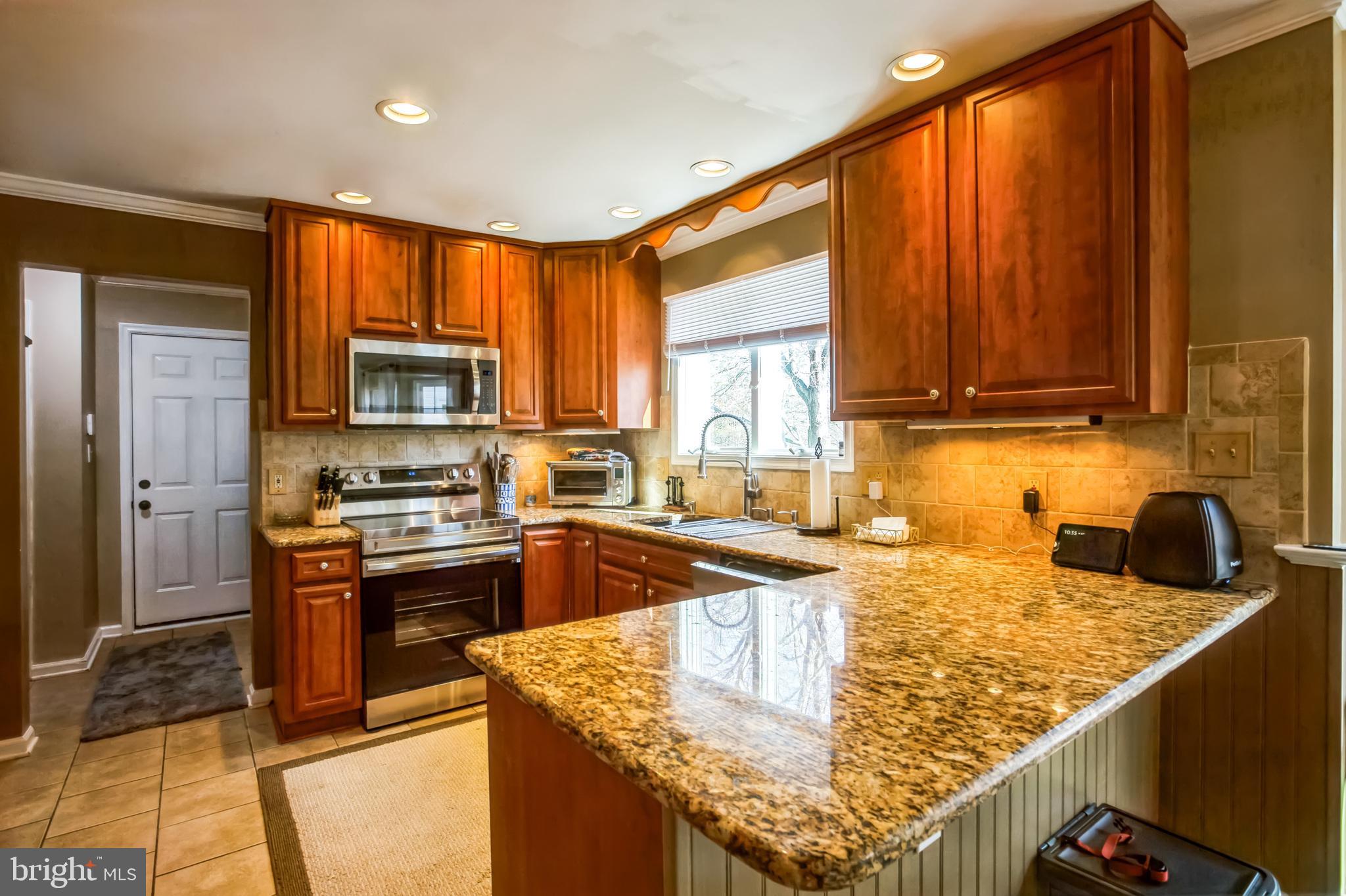 LEE'S HILL - Residential