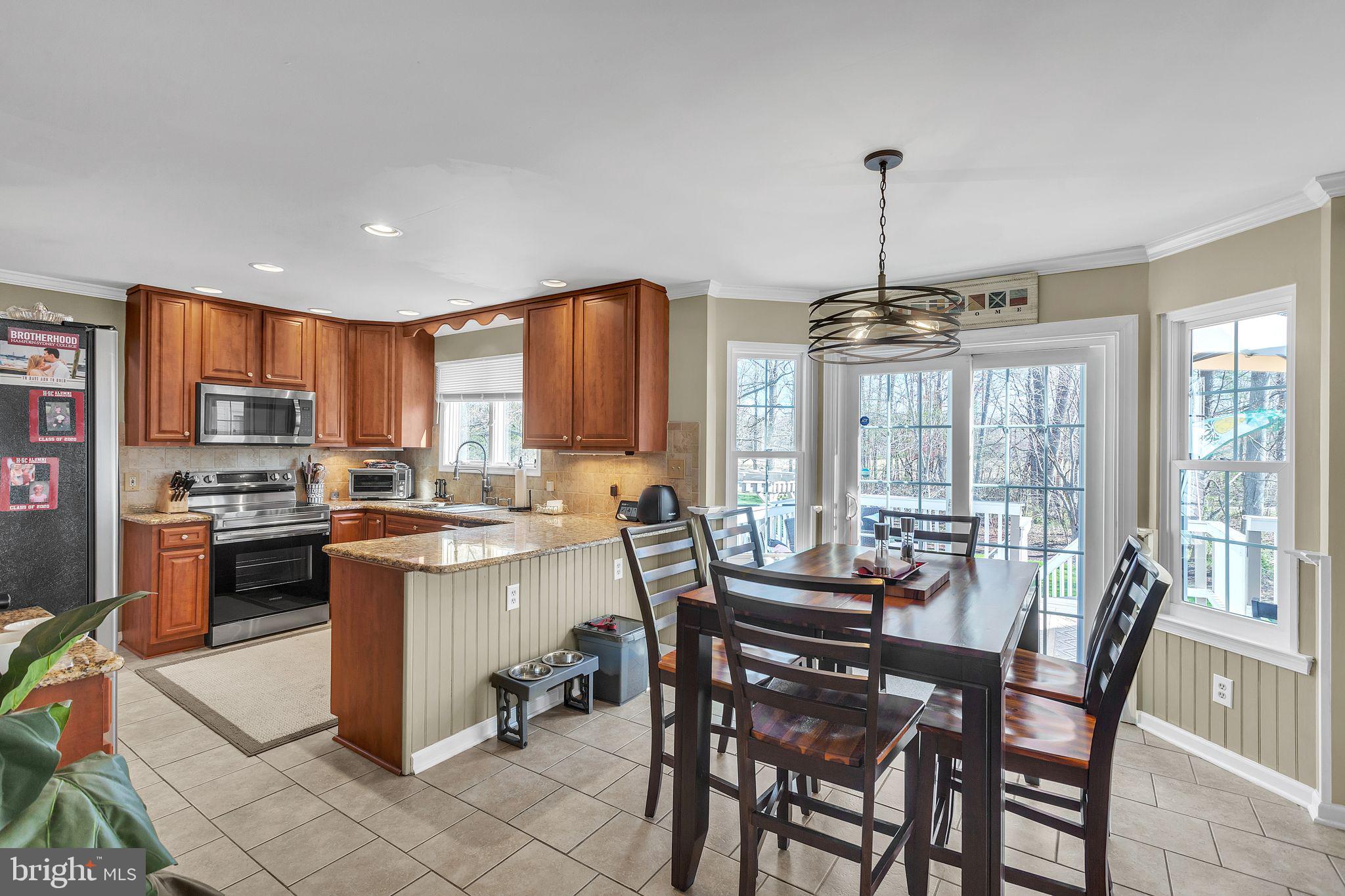 LEE'S HILL - Residential