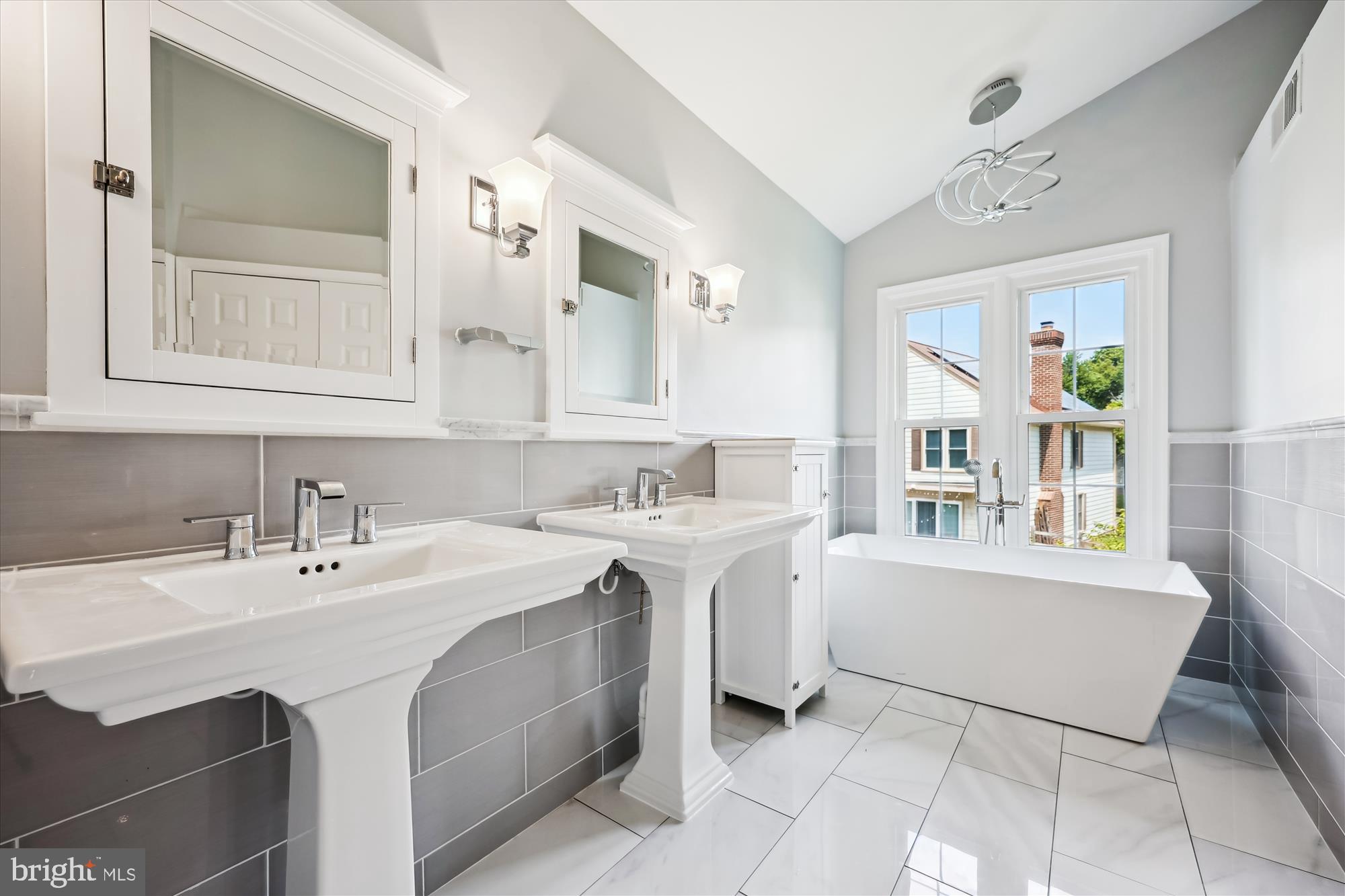 ORCHARD RIDGE - Residential