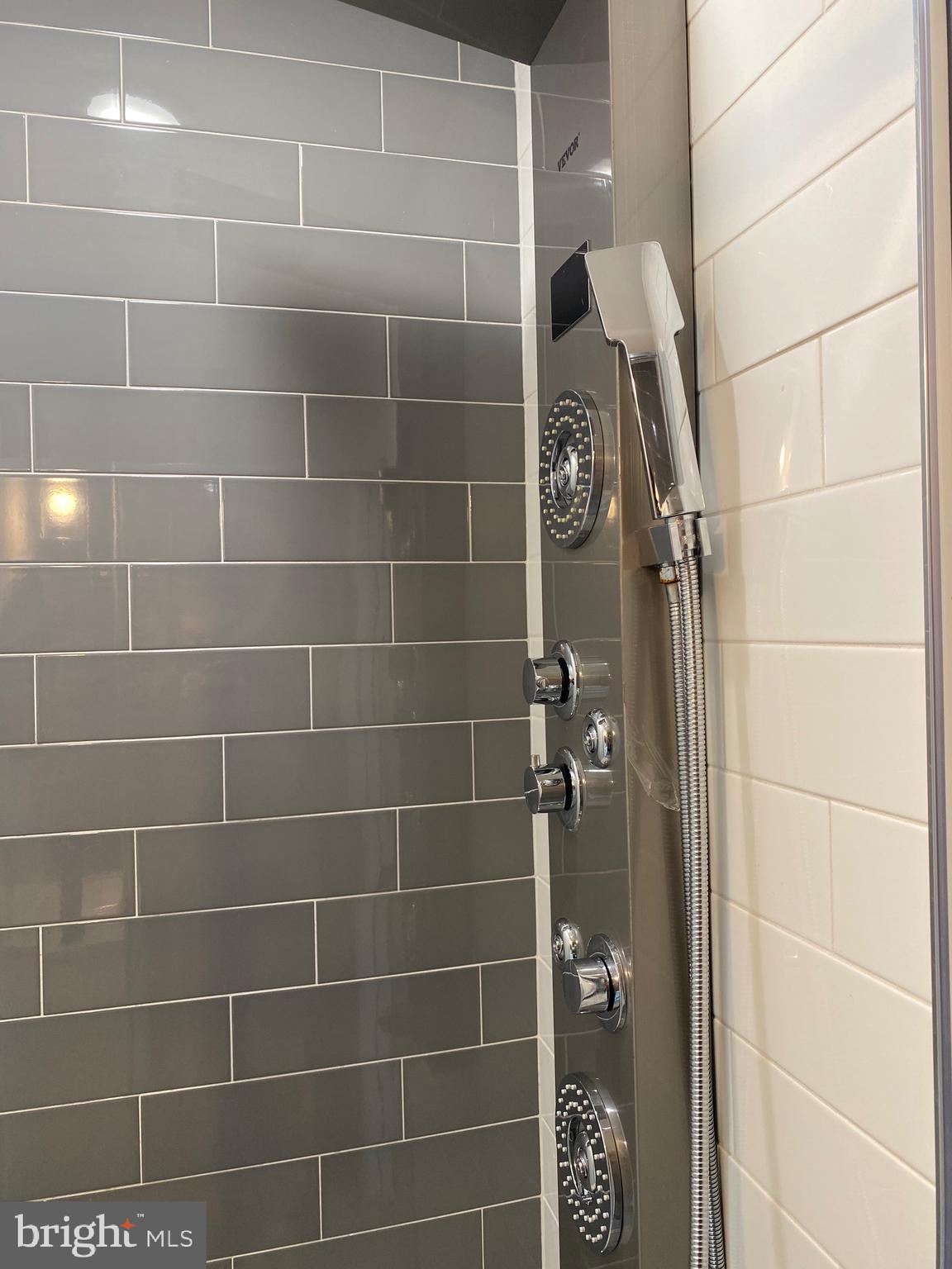 TEMPLE UNIVERSITY - Residential Lease