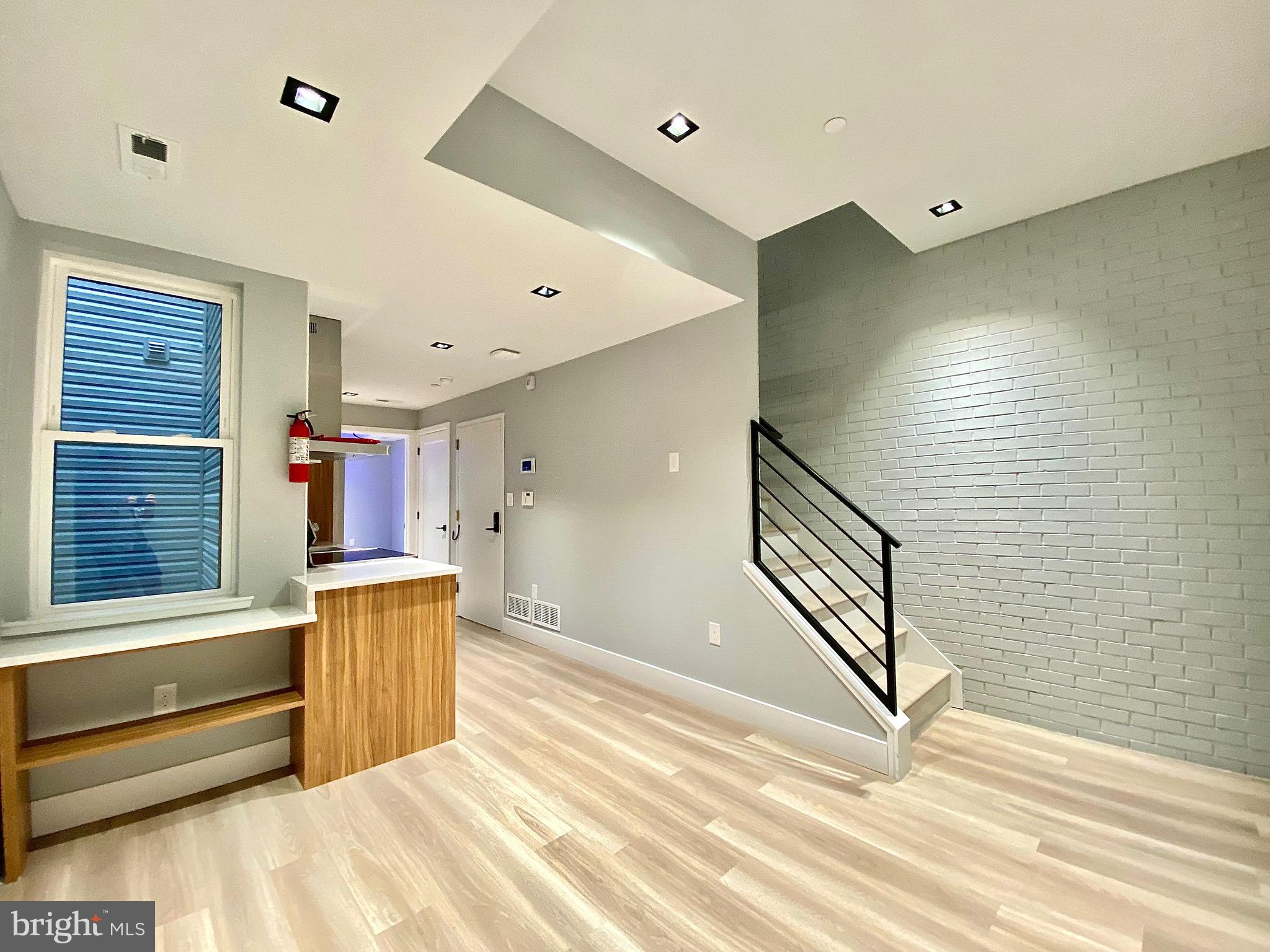 TEMPLE UNIVERSITY - Residential Lease