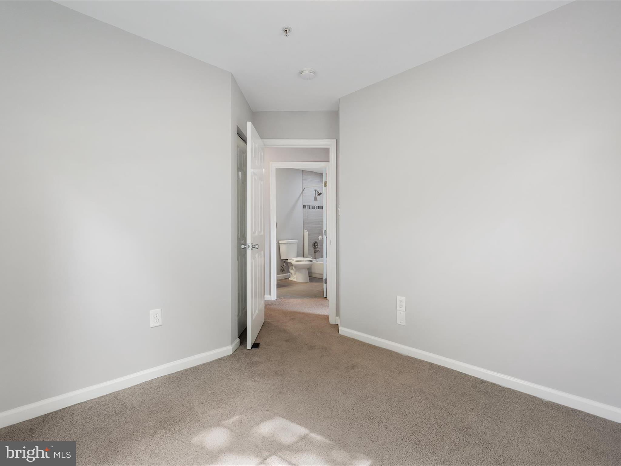 WOODVIEW VILLAGE WEST - Residential